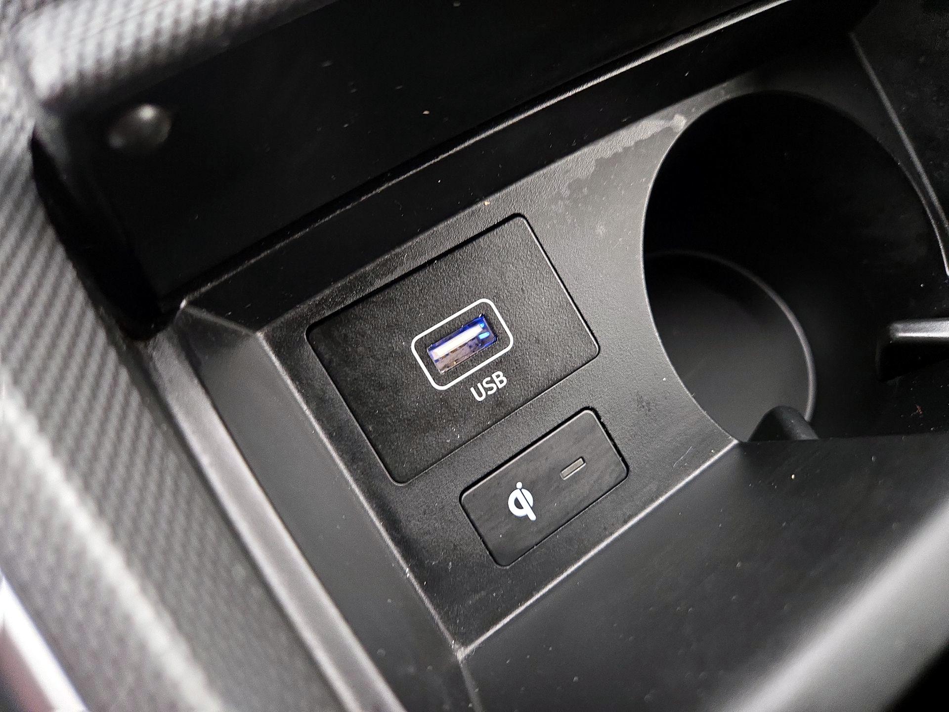 Thumbnail: 2022 Hyundai Santa Fe - 18