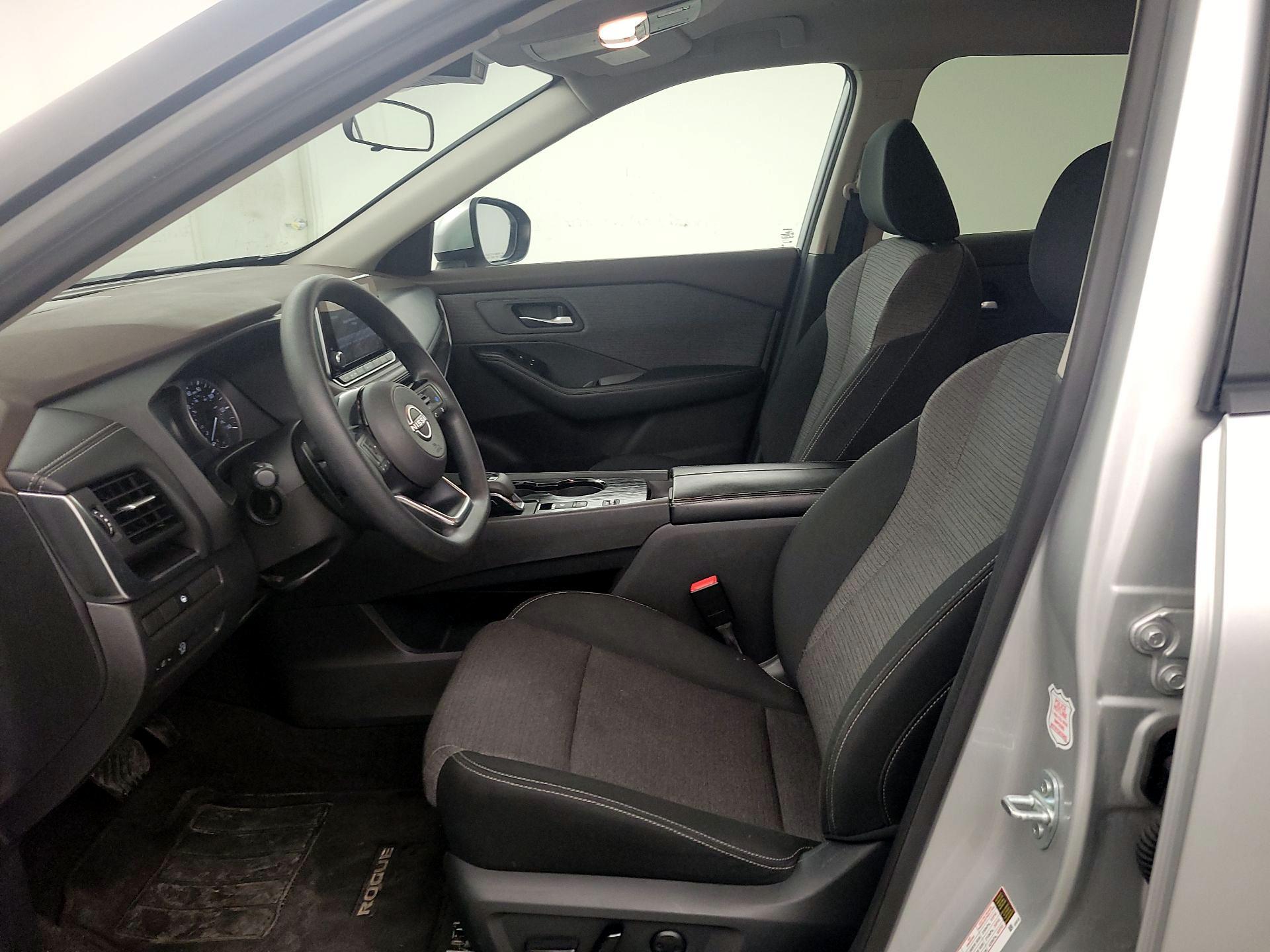 Thumbnail: 2023 Nissan Rogue - 11