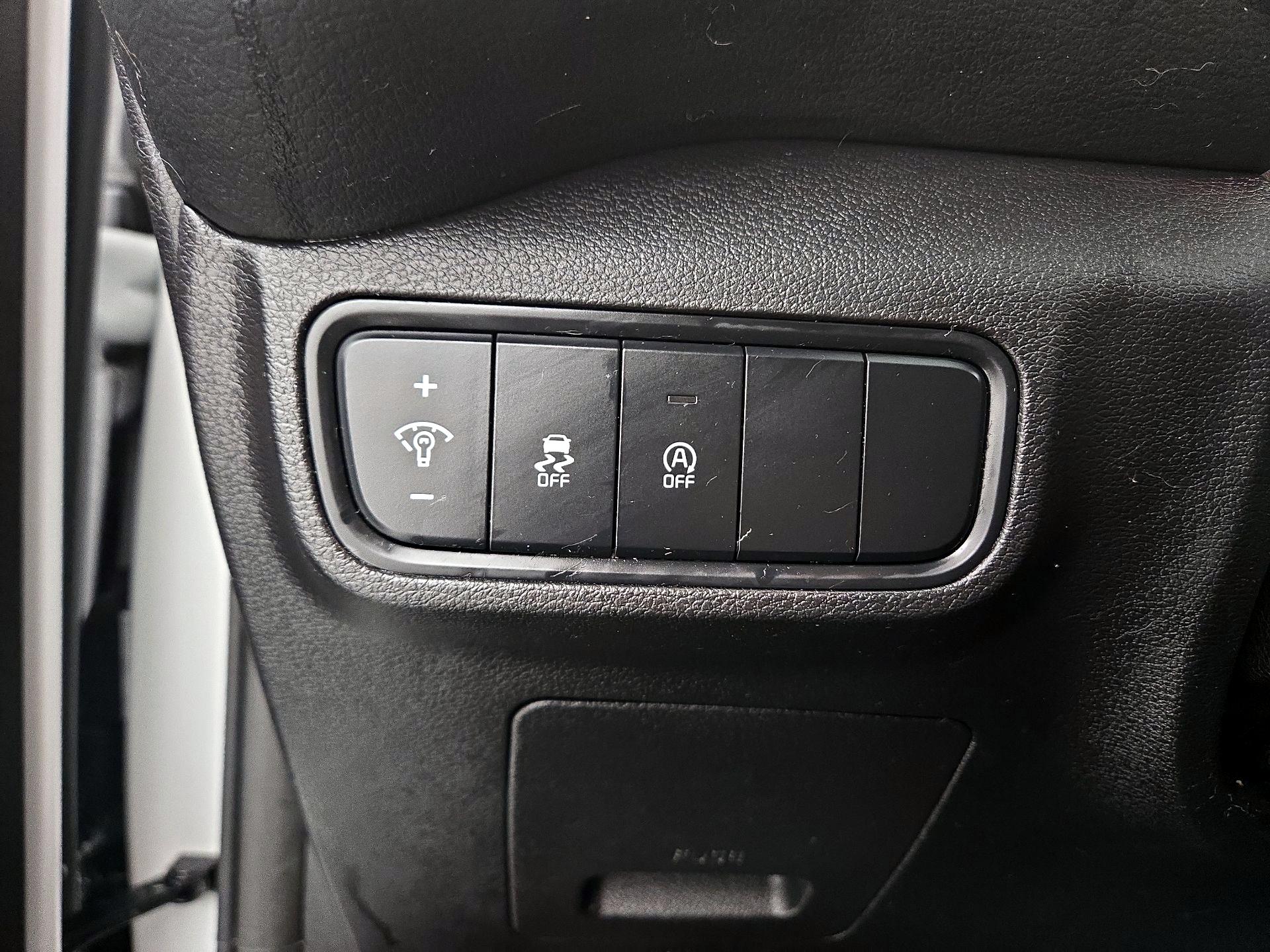 Thumbnail: 2023 Kia Soul - 13