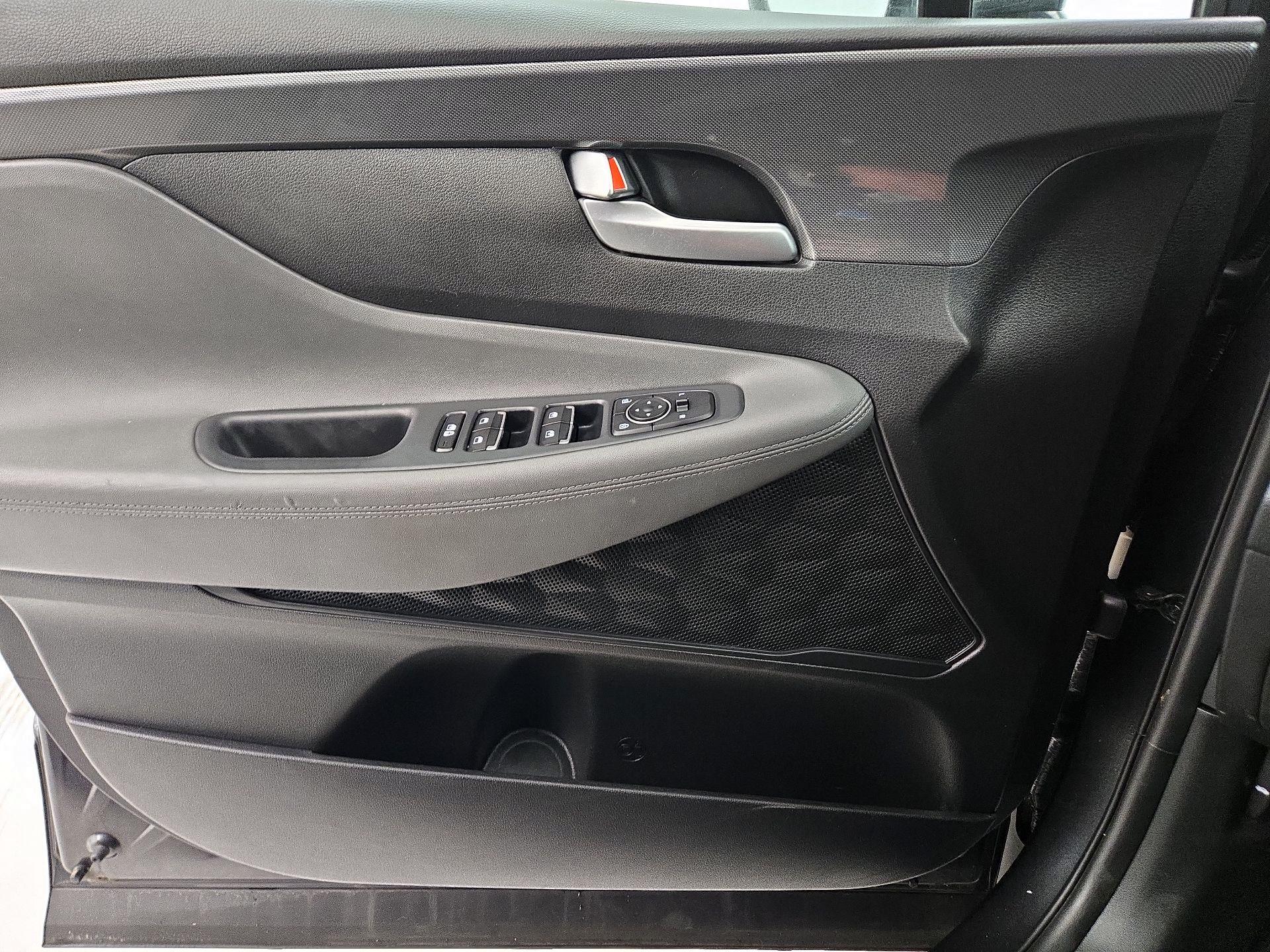 Thumbnail: 2023 Hyundai Santa Fe - 12