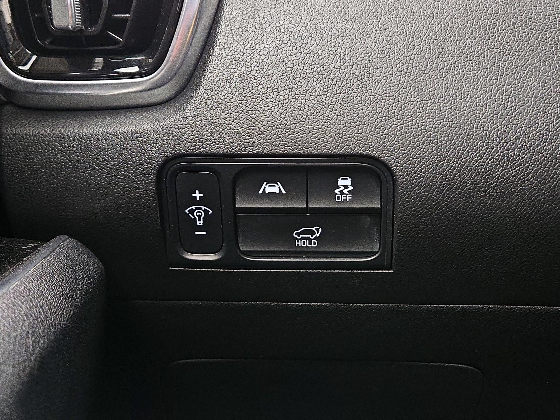 Thumbnail: 2023 Kia Sorento - 13