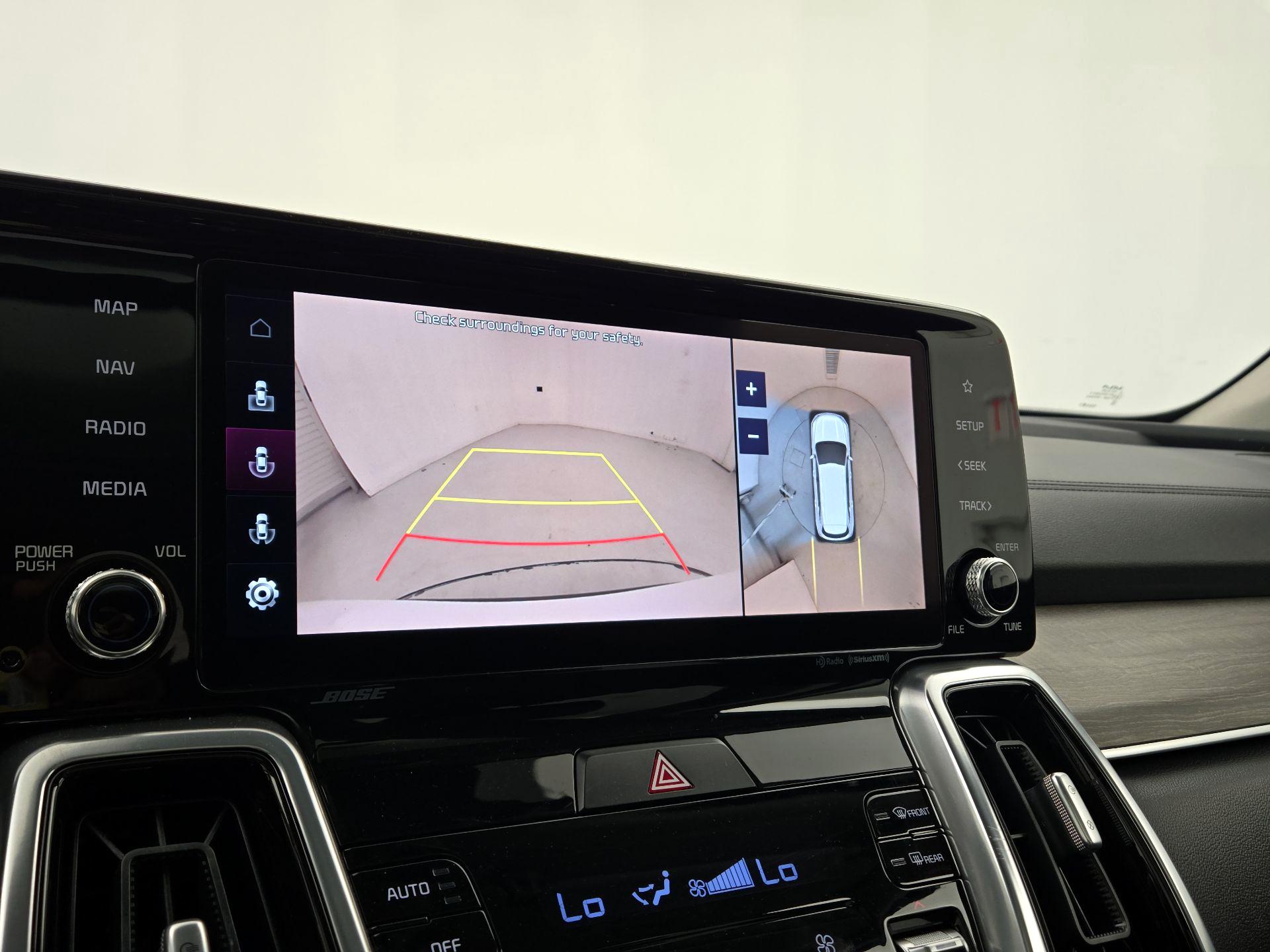 Thumbnail: 2023 Kia Sorento - 14