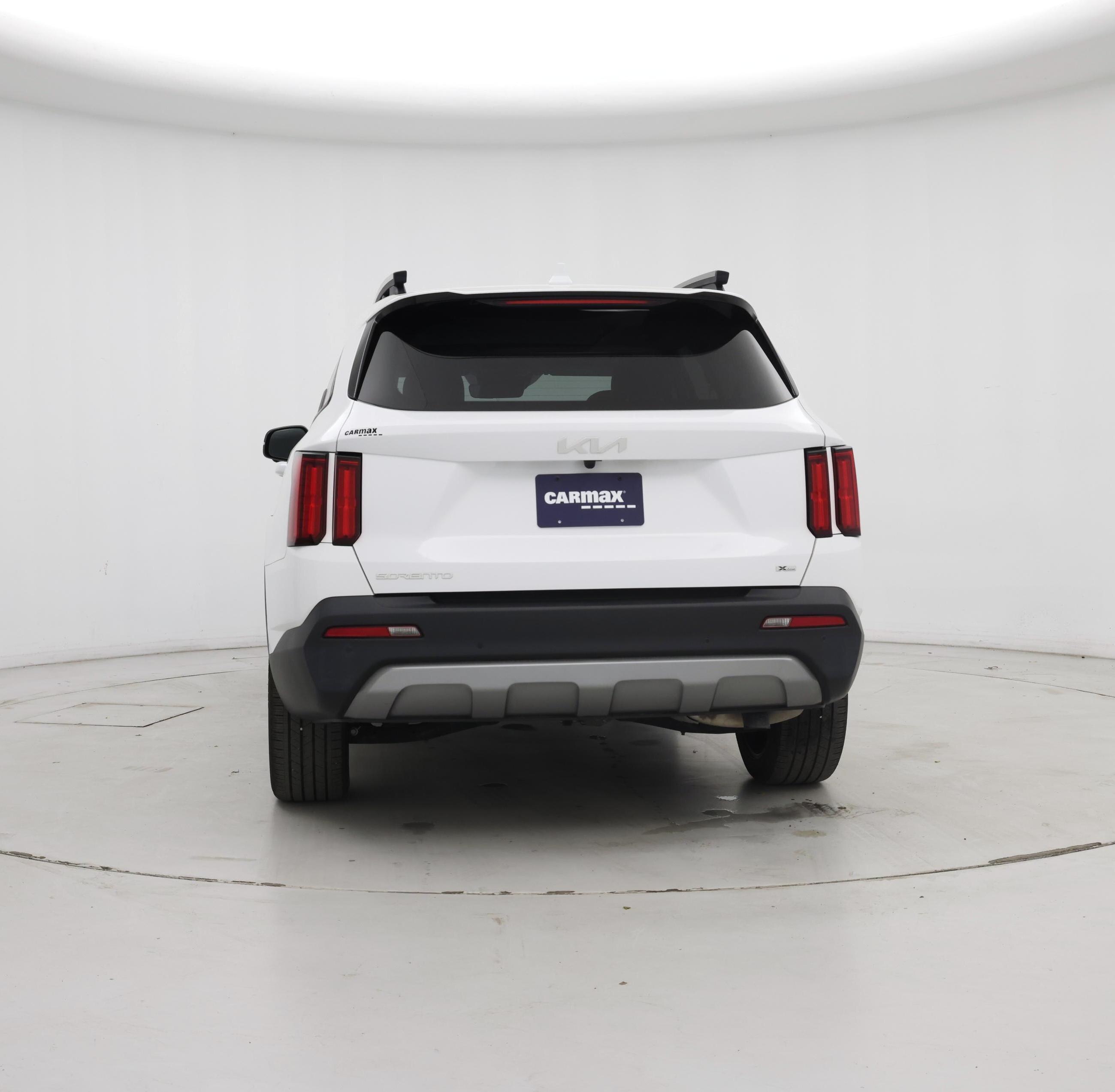 Thumbnail: 2023 Kia Sorento - 6