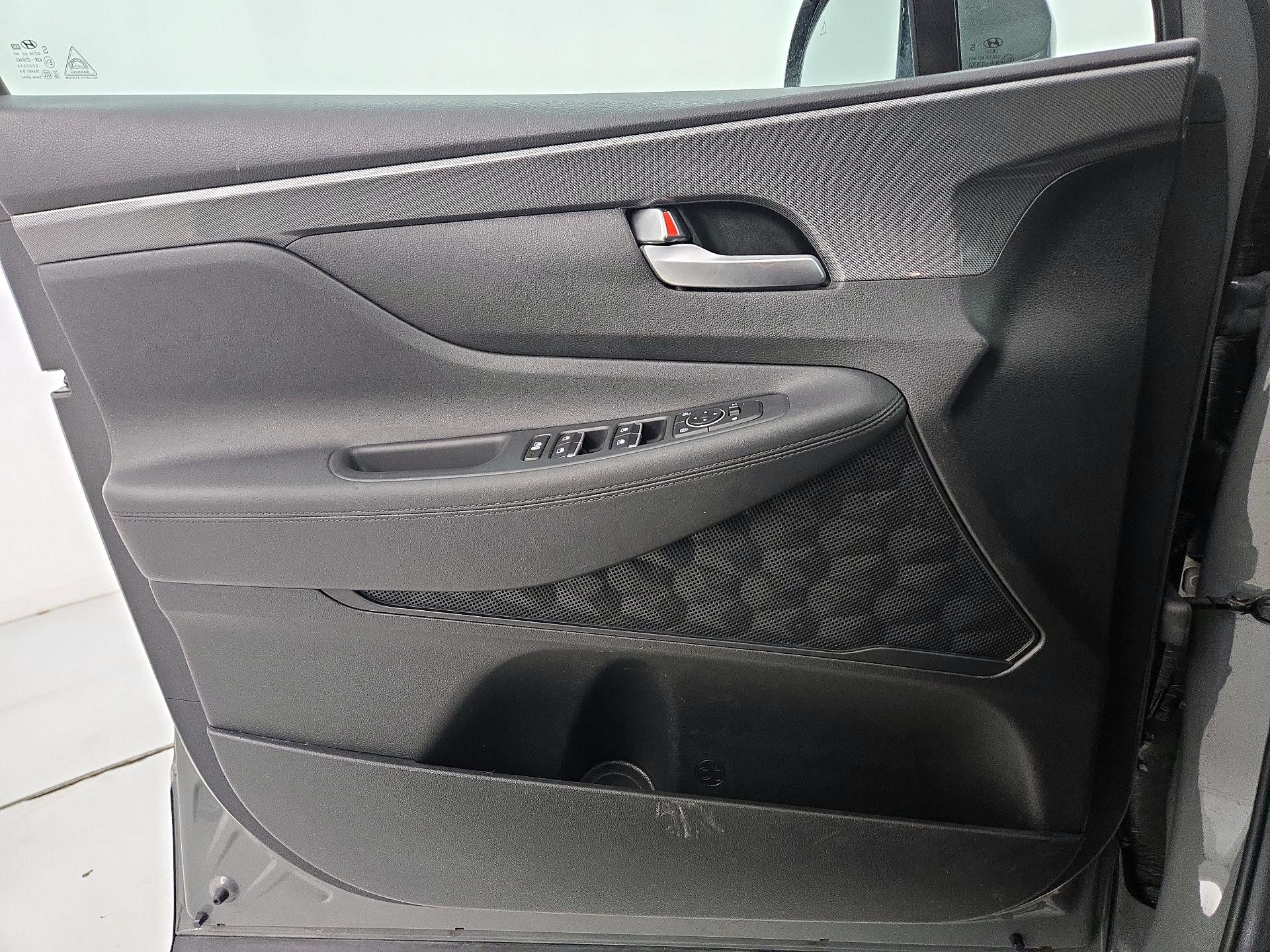 Thumbnail: 2023 Hyundai Santa Fe - 12