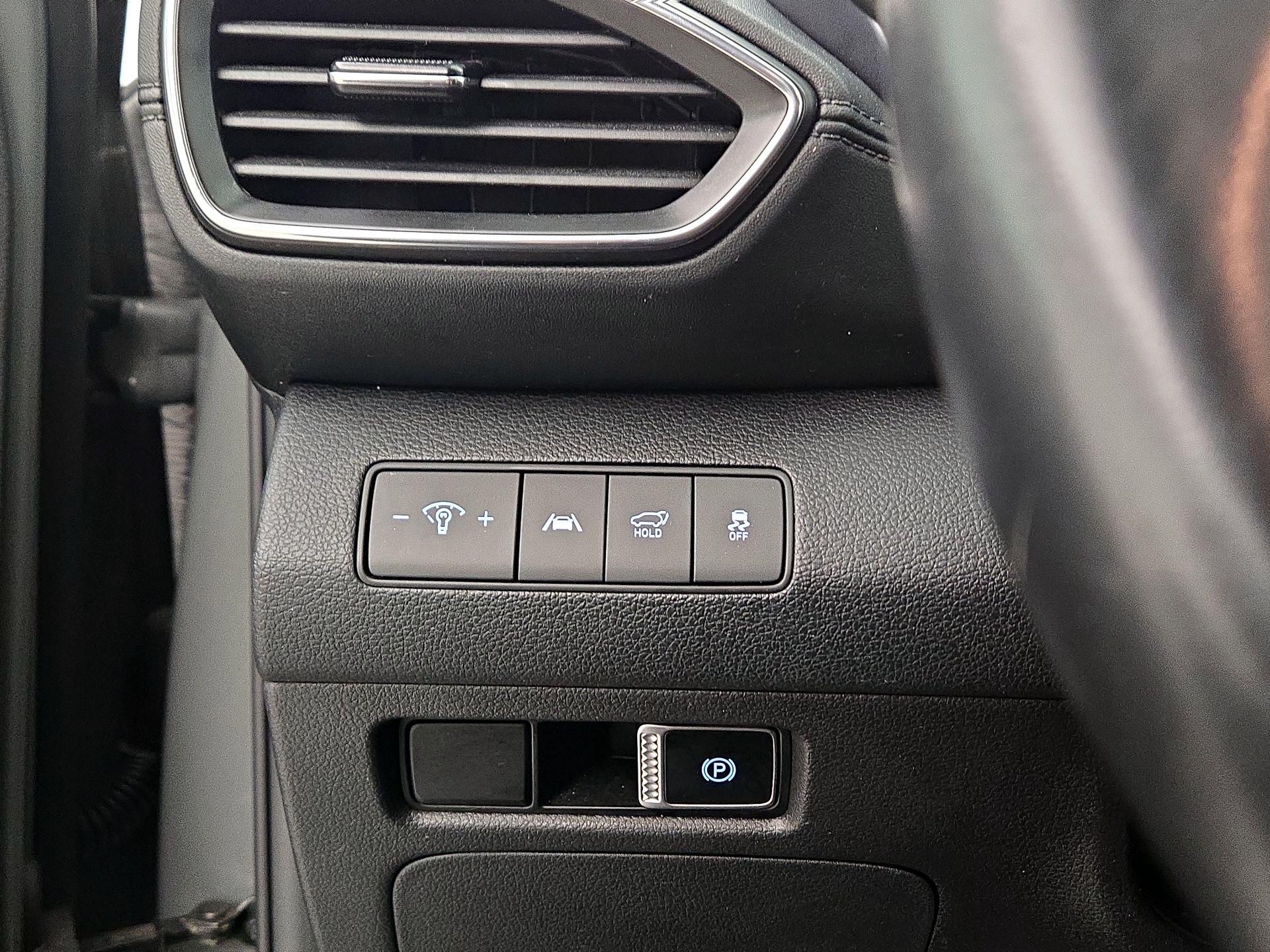 Thumbnail: 2023 Hyundai Santa Fe - 13