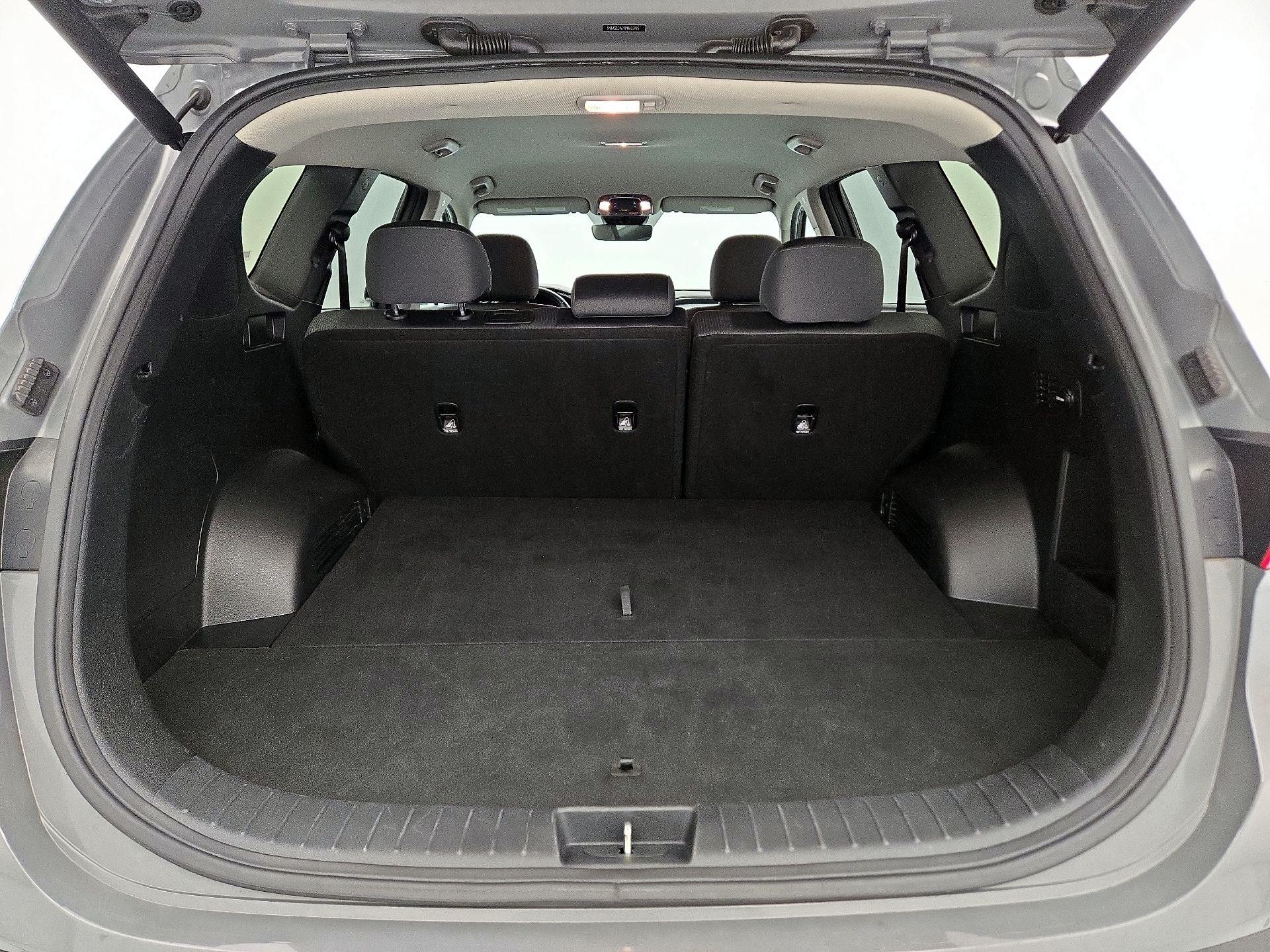 Thumbnail: 2023 Hyundai Santa Fe - 20