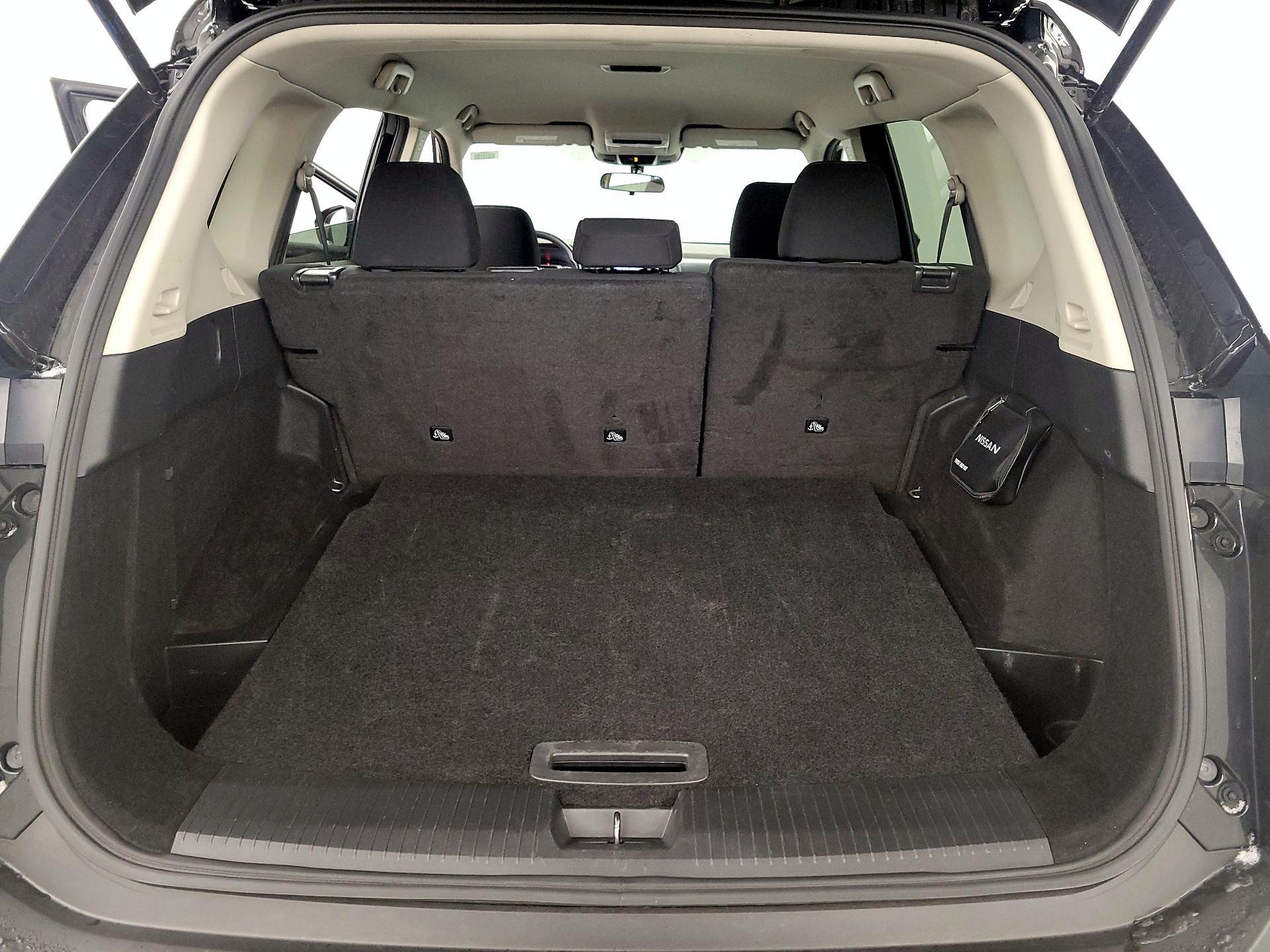 Thumbnail: 2023 Nissan Rogue - 20