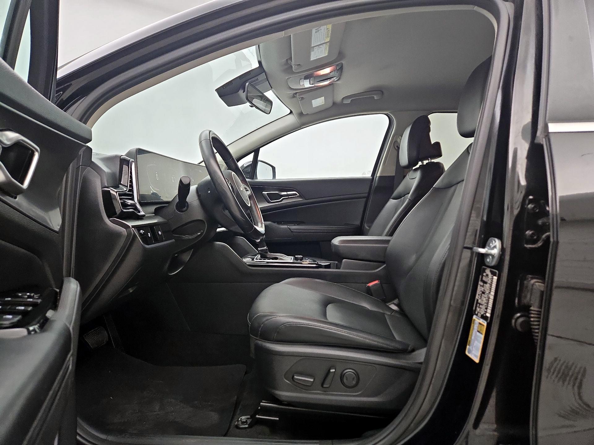 Thumbnail: 2023 Kia Sportage - 11