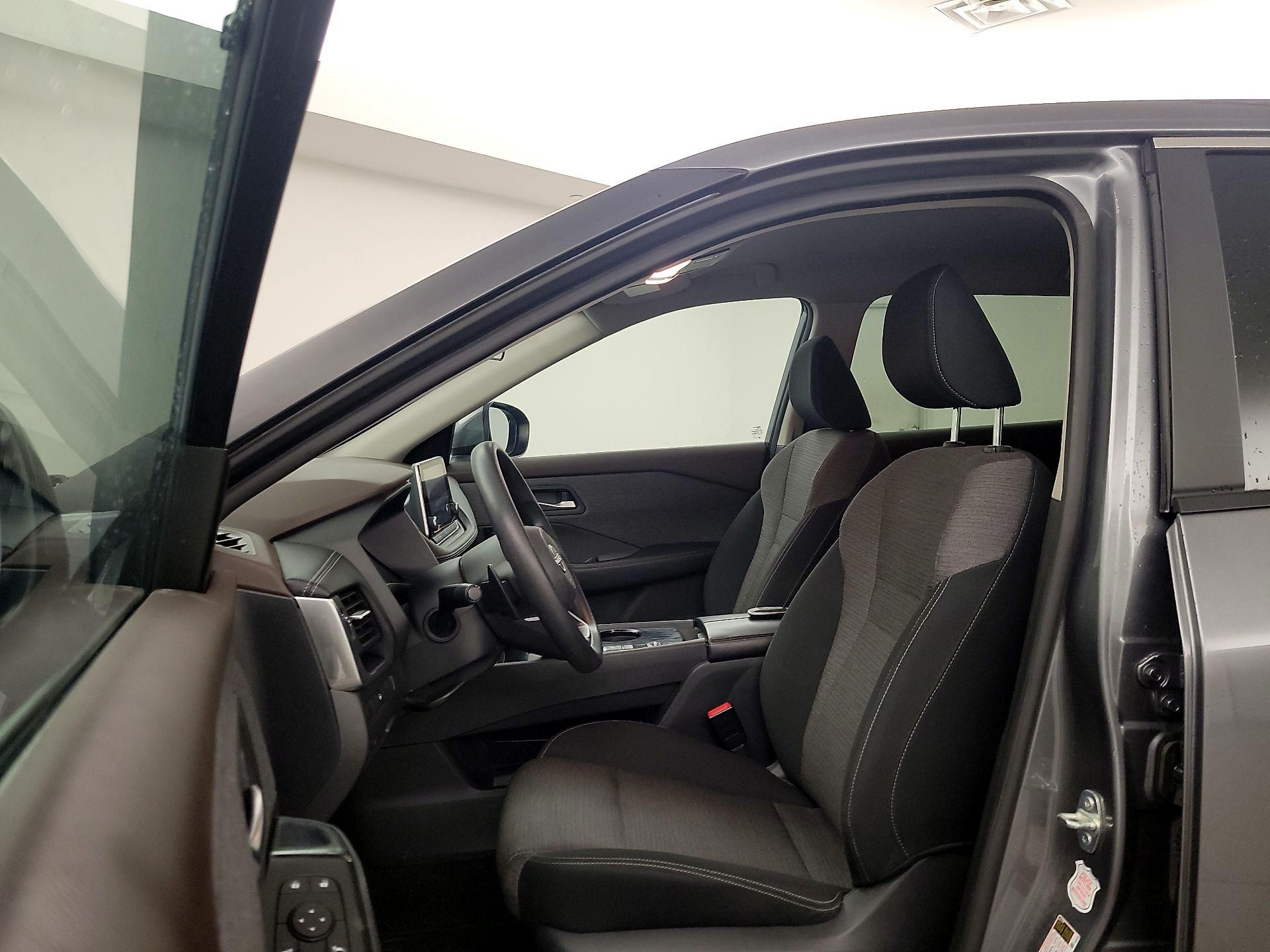 Thumbnail: 2023 Nissan Rogue - 11