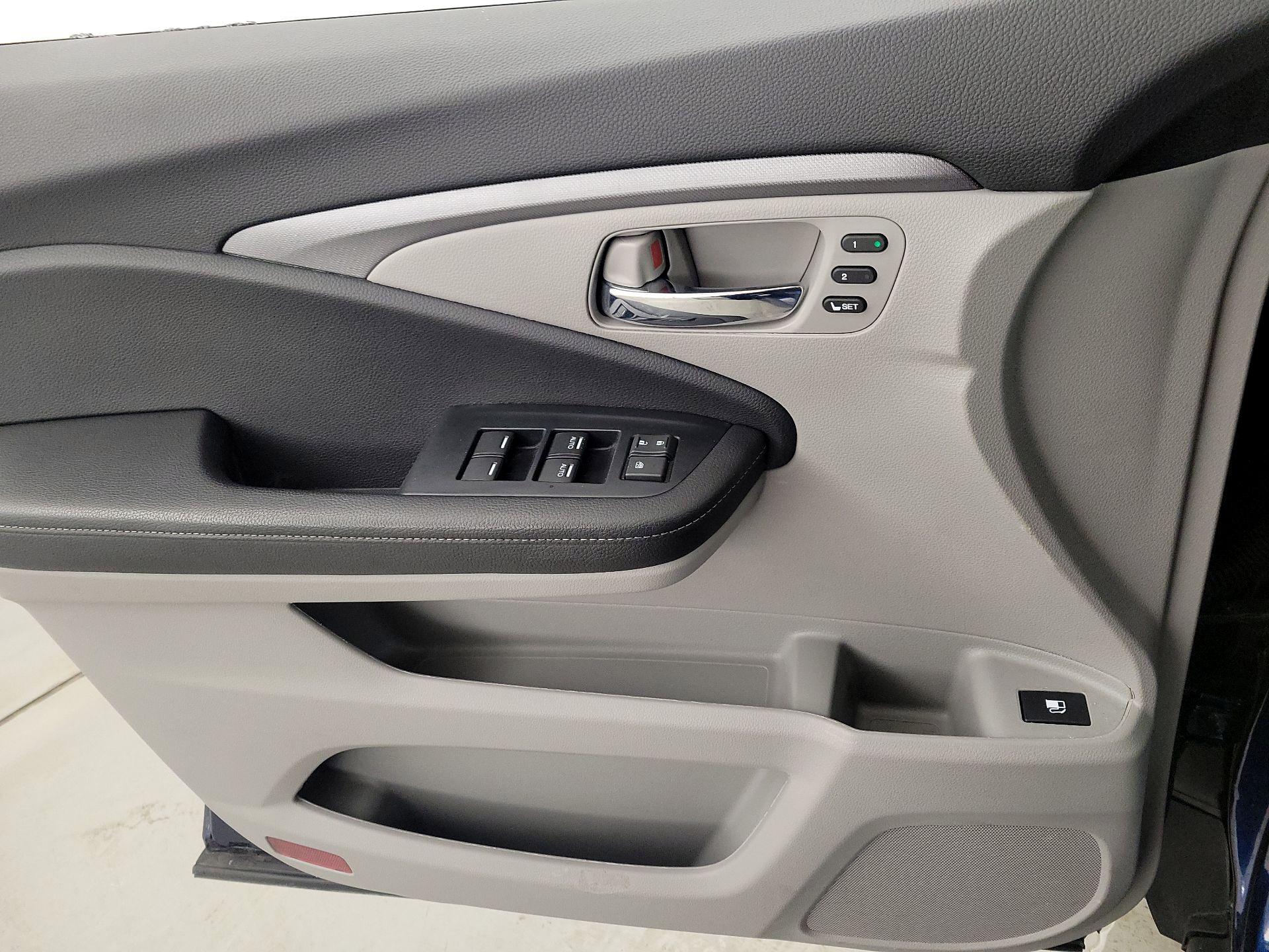 Thumbnail: 2023 Honda Ridgeline - 12