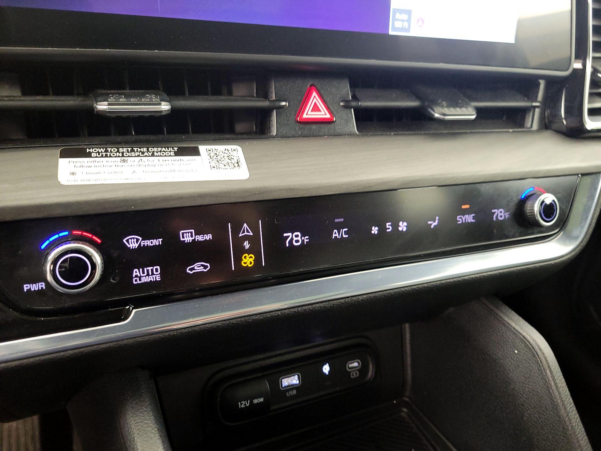 Thumbnail: 2023 Kia Sportage - 17