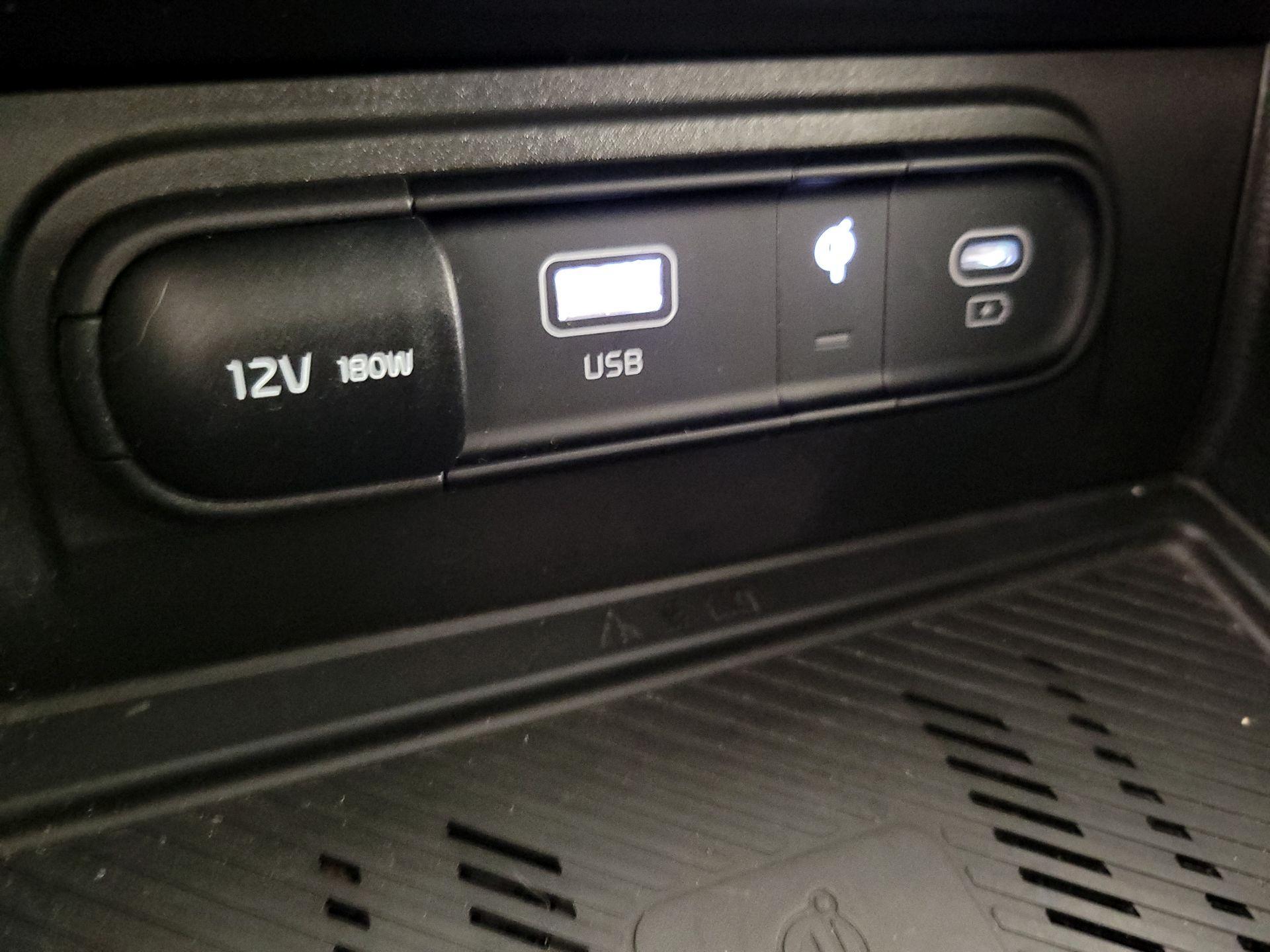 Thumbnail: 2023 Kia Sportage - 19