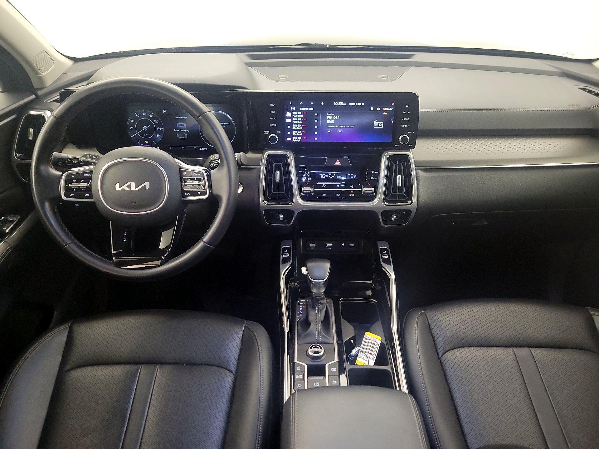 Thumbnail: 2023 Kia Sorento - 9