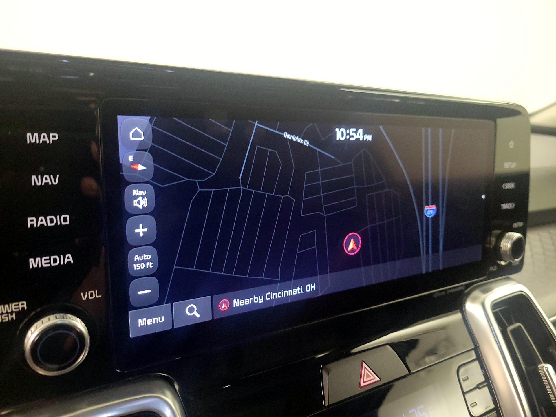 Thumbnail: 2023 Kia Sorento - 14