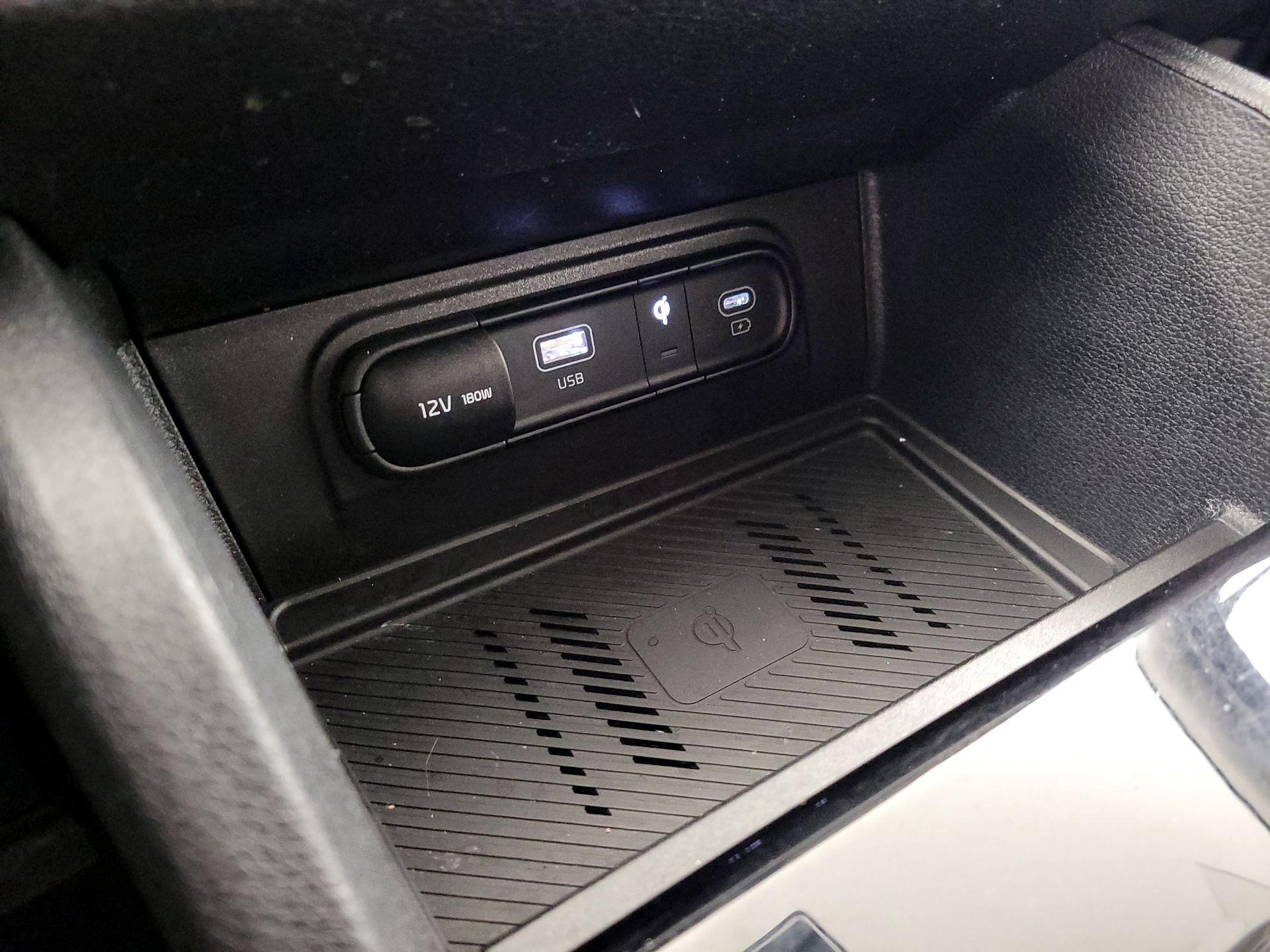 Thumbnail: 2023 Kia Sportage - 19