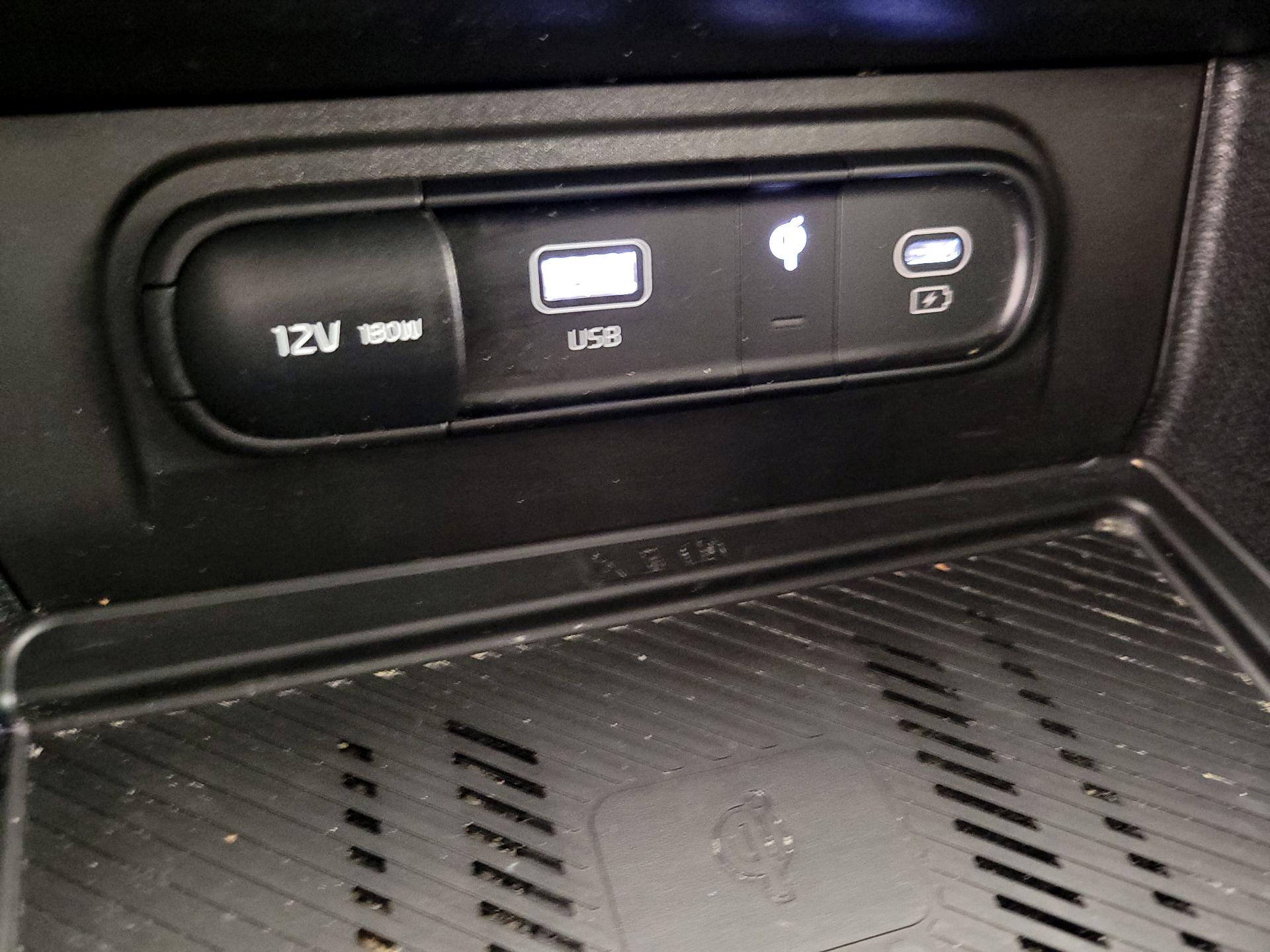 Thumbnail: 2023 Kia Sportage - 19