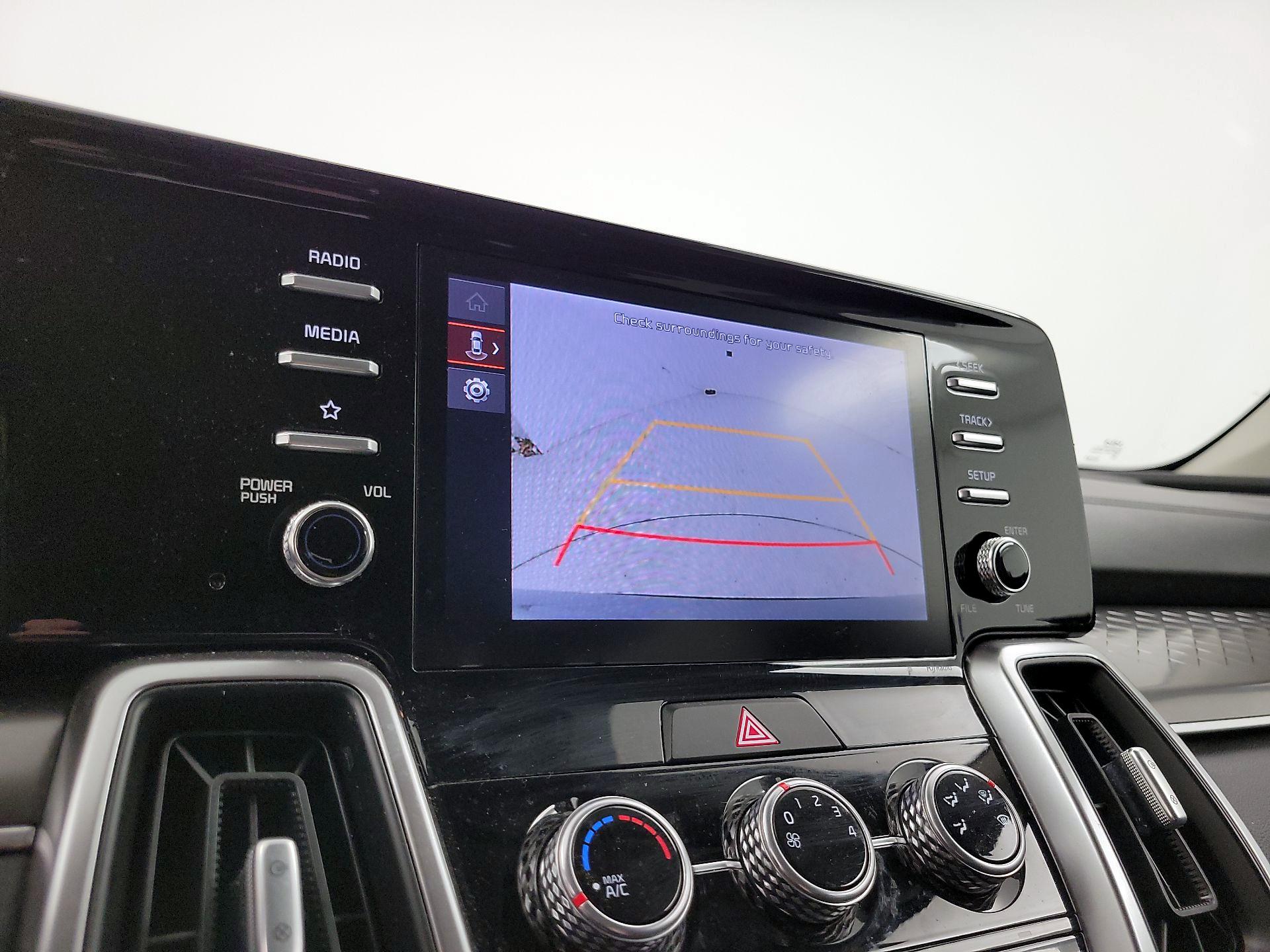 Thumbnail: 2023 Kia Sorento - 14