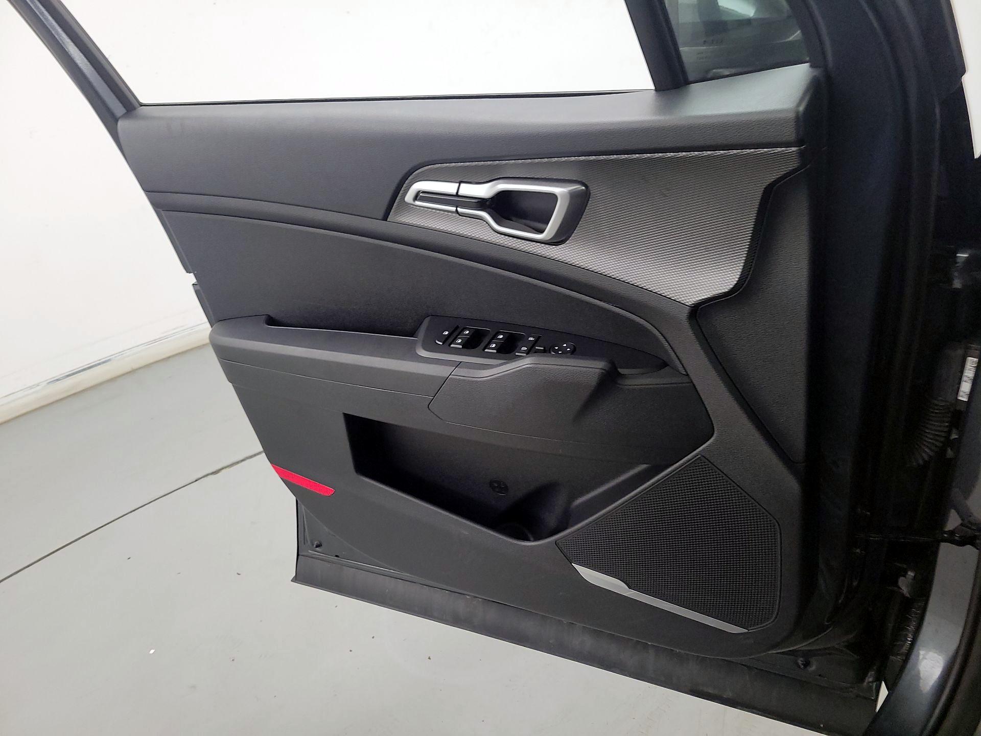 Thumbnail: 2024 Kia Sportage - 12