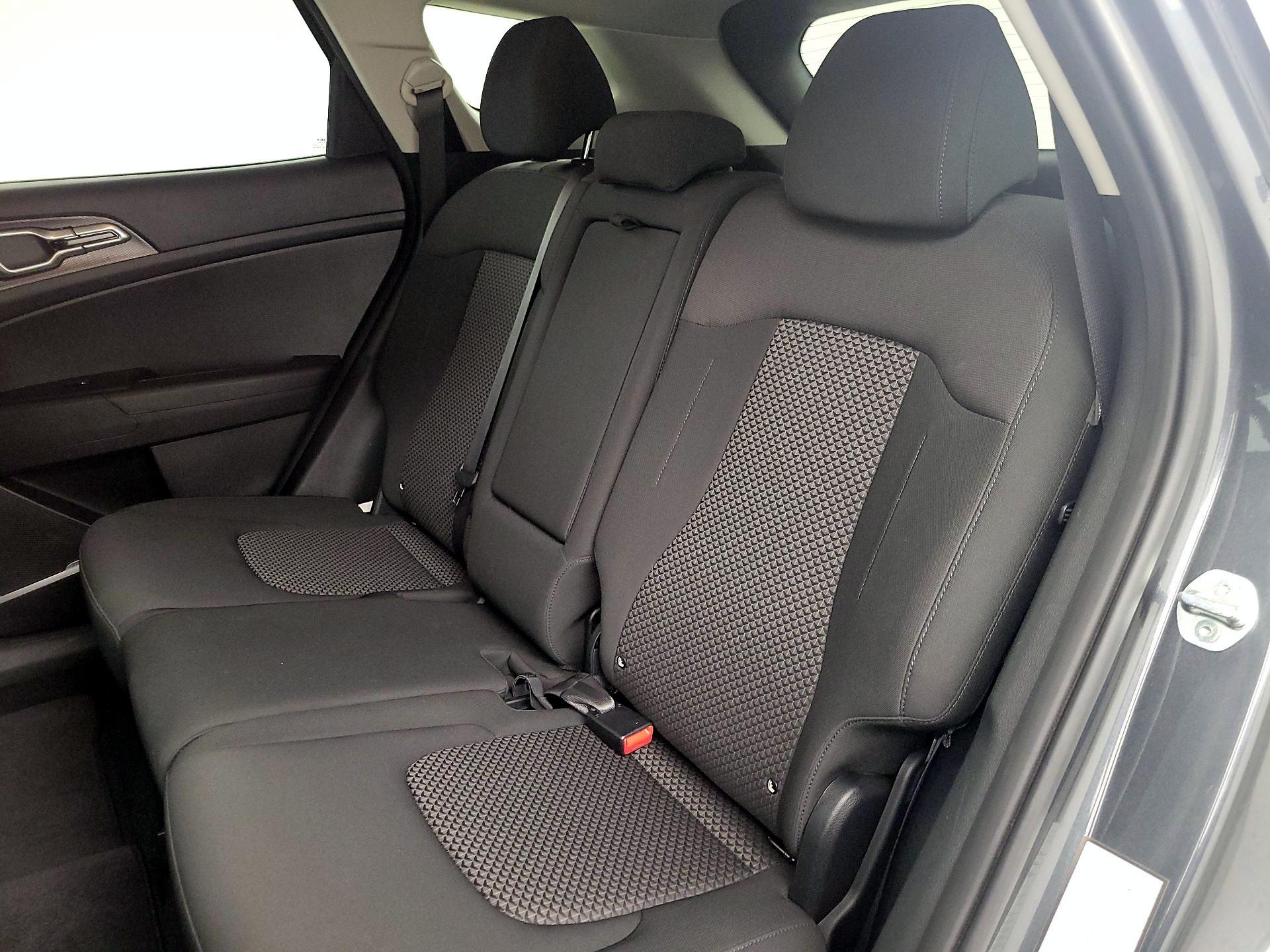 Thumbnail: 2024 Kia Sportage - 19