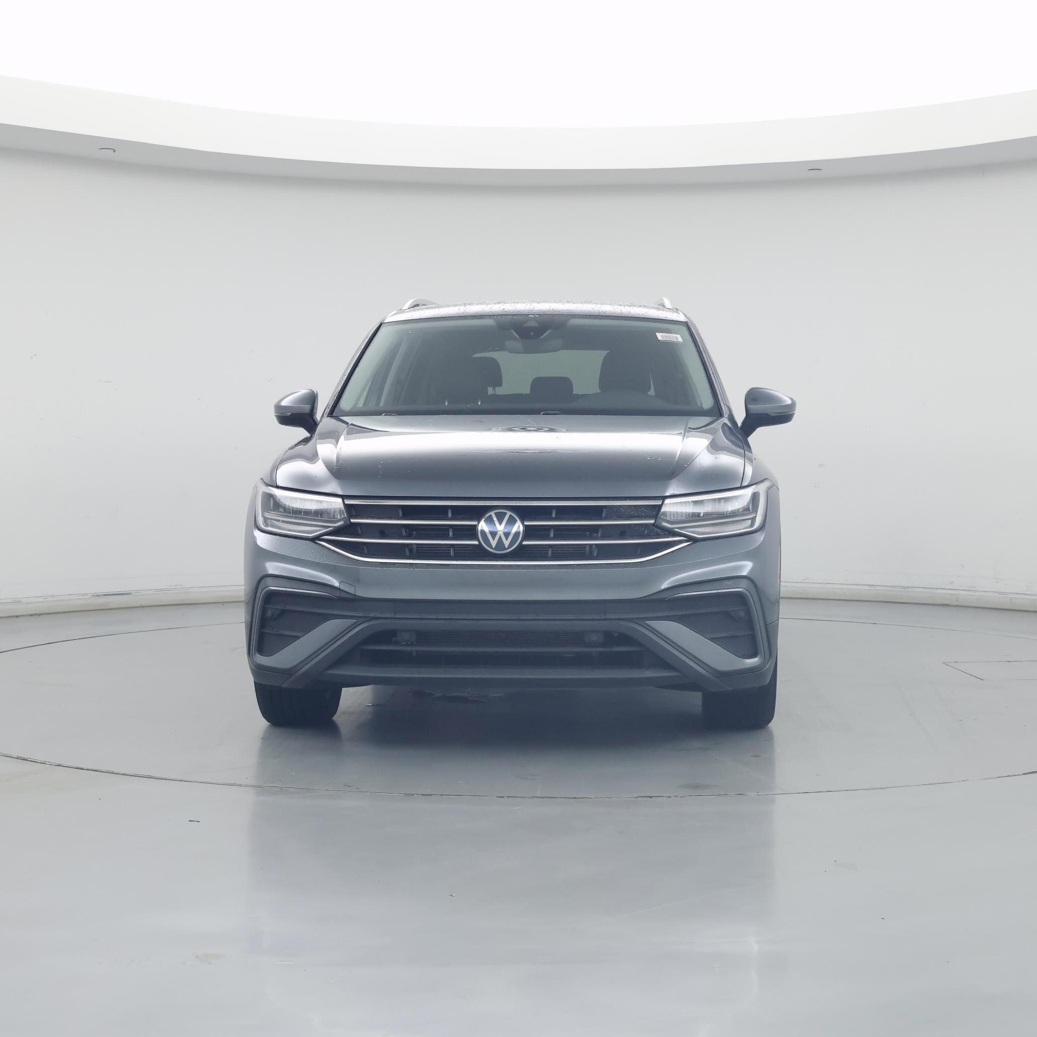 Thumbnail: 2023 Volkswagen Tiguan - 5
