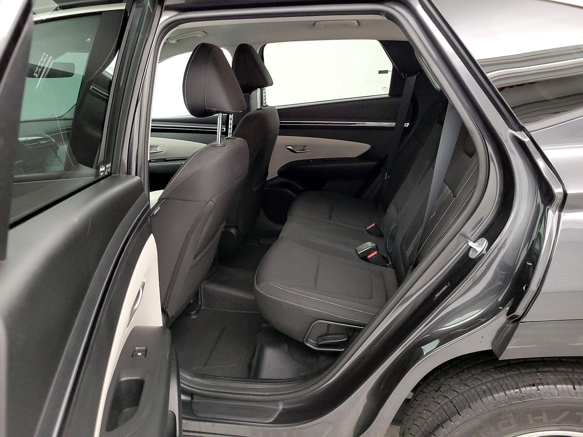 Thumbnail: 2023 Hyundai Tucson - 19