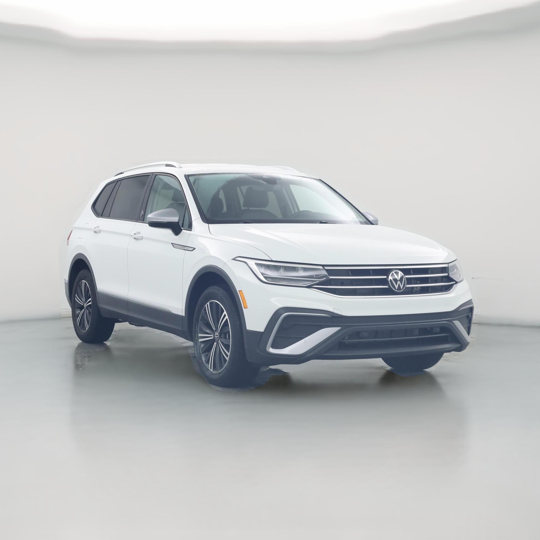 Thumbnail: 2024 Volkswagen Tiguan - 1