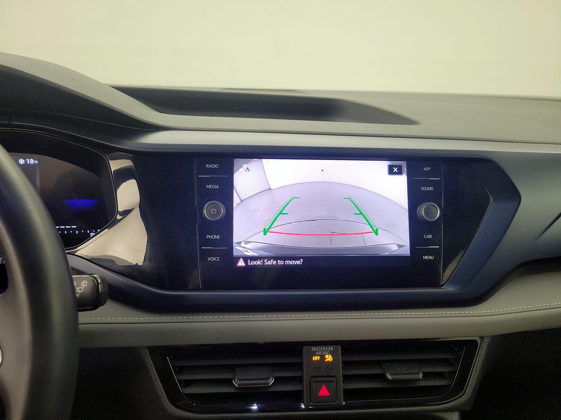 Thumbnail: 2024 Volkswagen Taos - 14