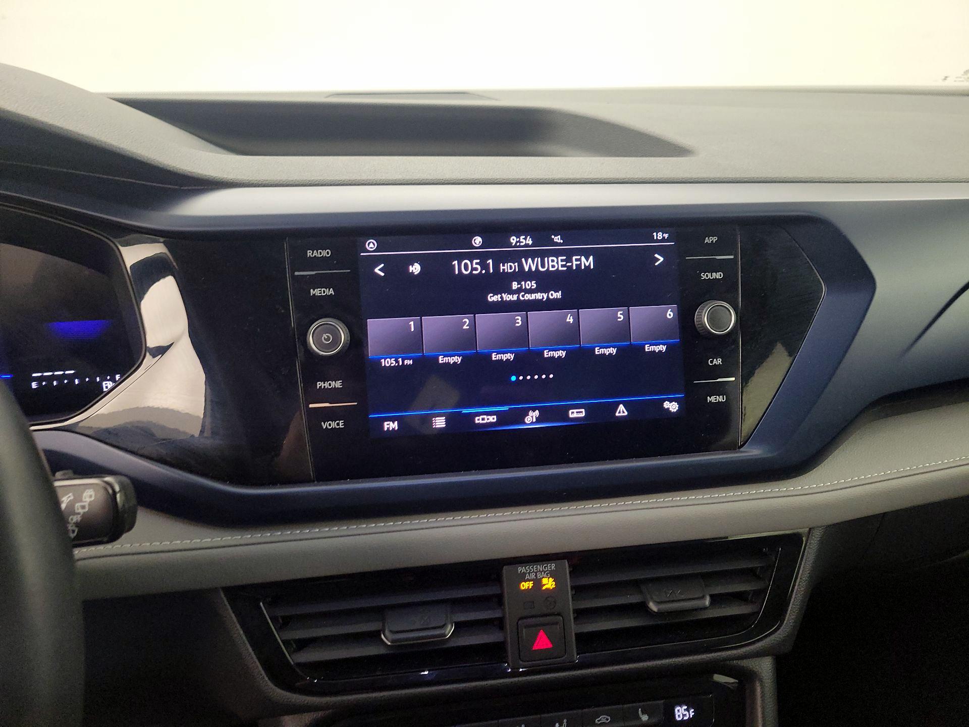 Thumbnail: 2024 Volkswagen Taos - 15