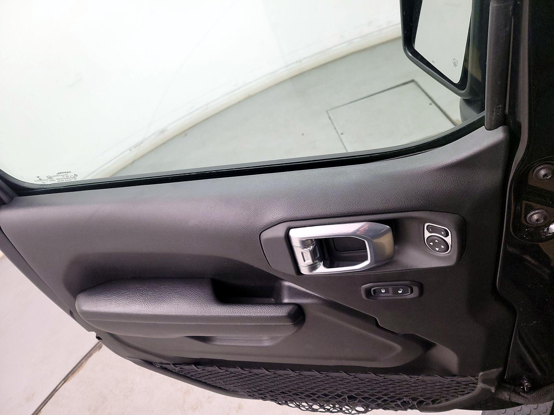 Thumbnail: 2022 Jeep Wrangler - 12