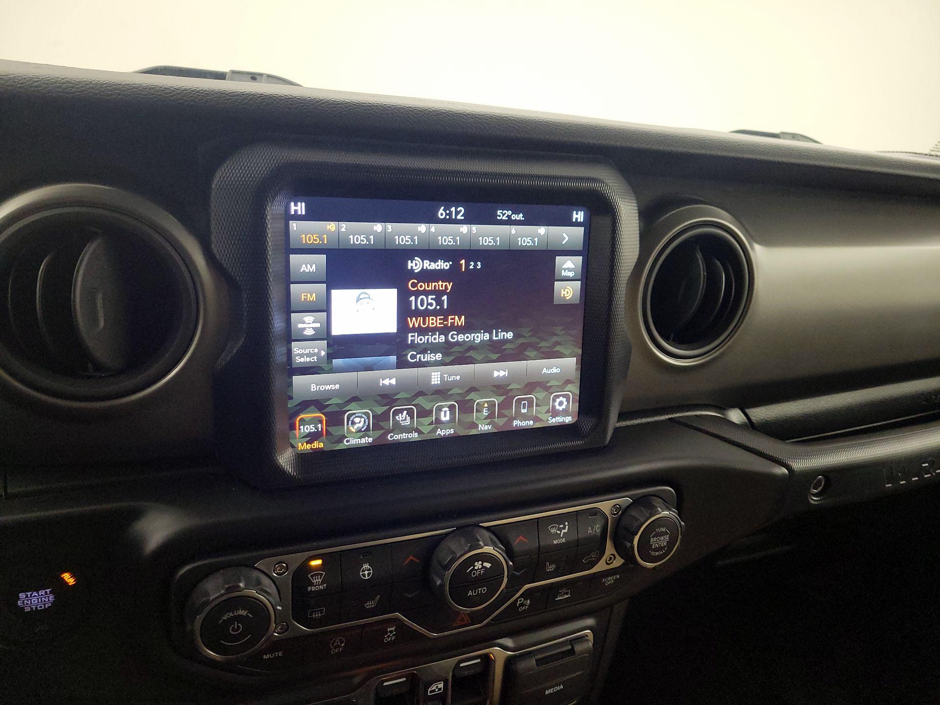 Thumbnail: 2022 Jeep Wrangler - 16