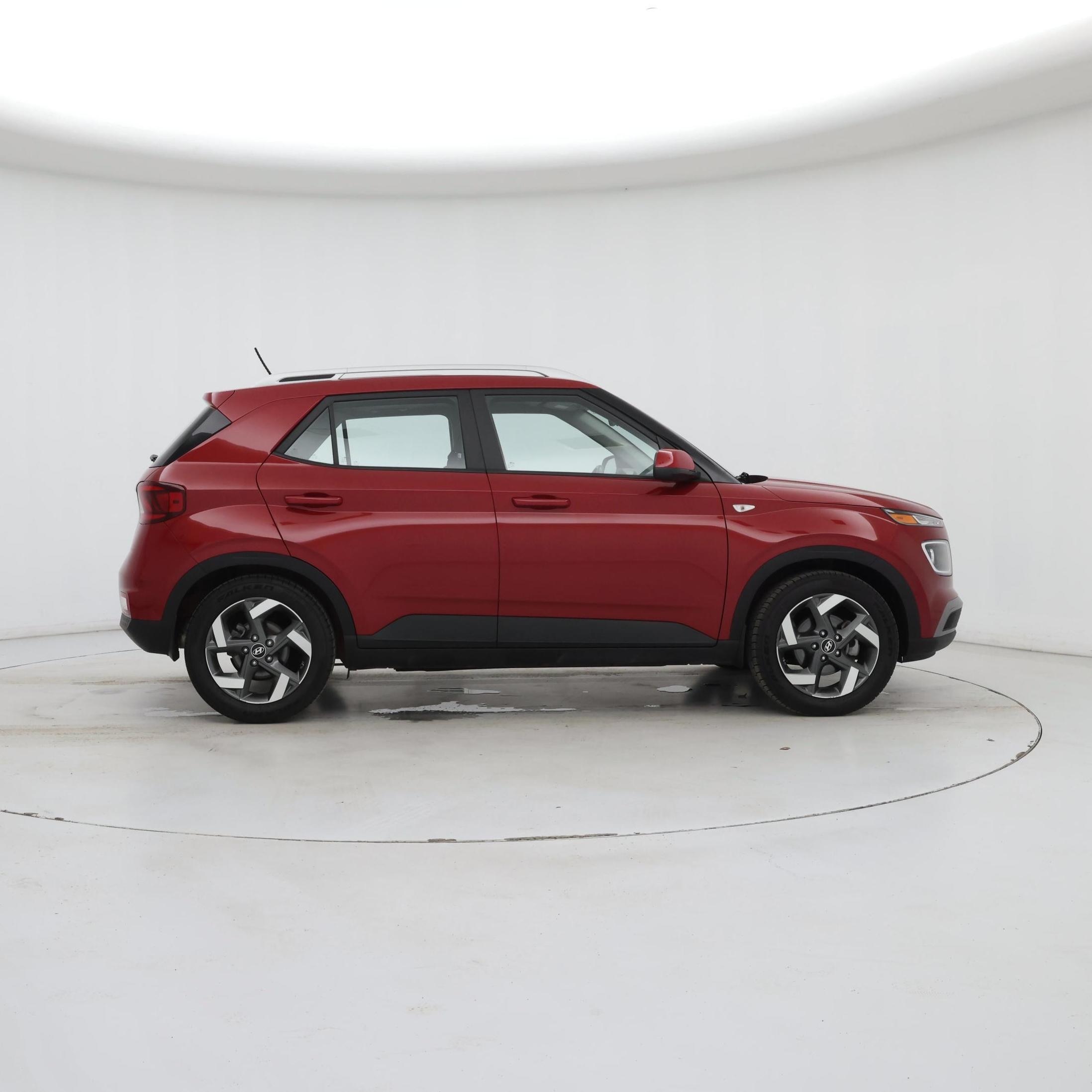 Thumbnail: 2023 Hyundai Venue - 7