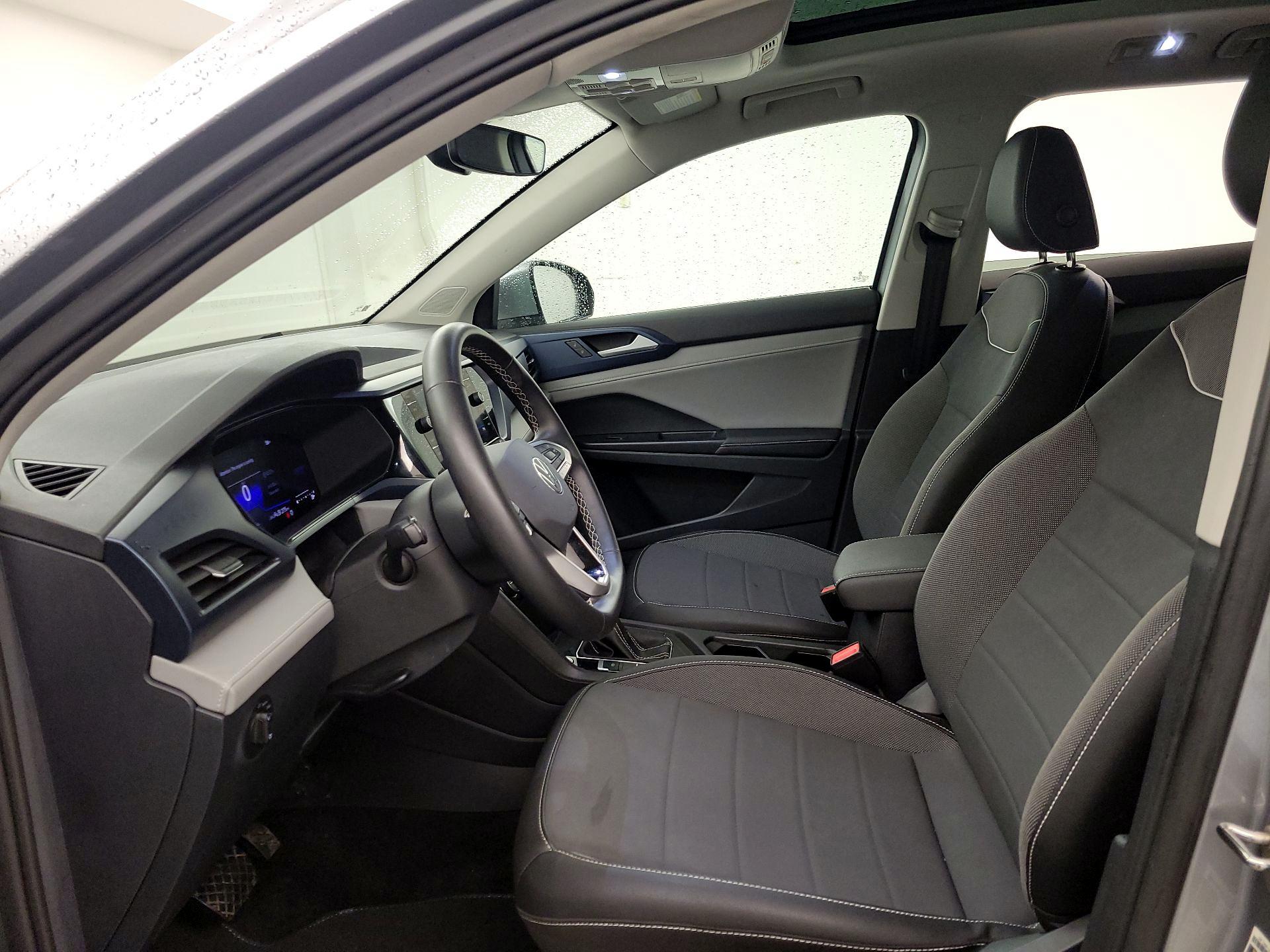 Thumbnail: 2024 Volkswagen Taos - 11