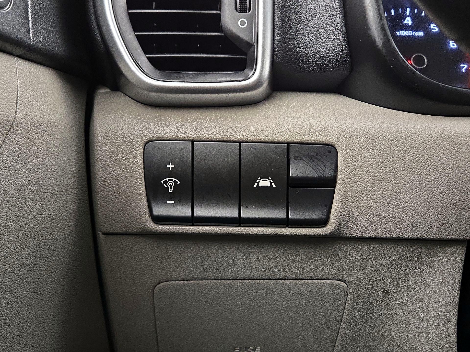 Thumbnail: 2021 Kia Sportage - 13