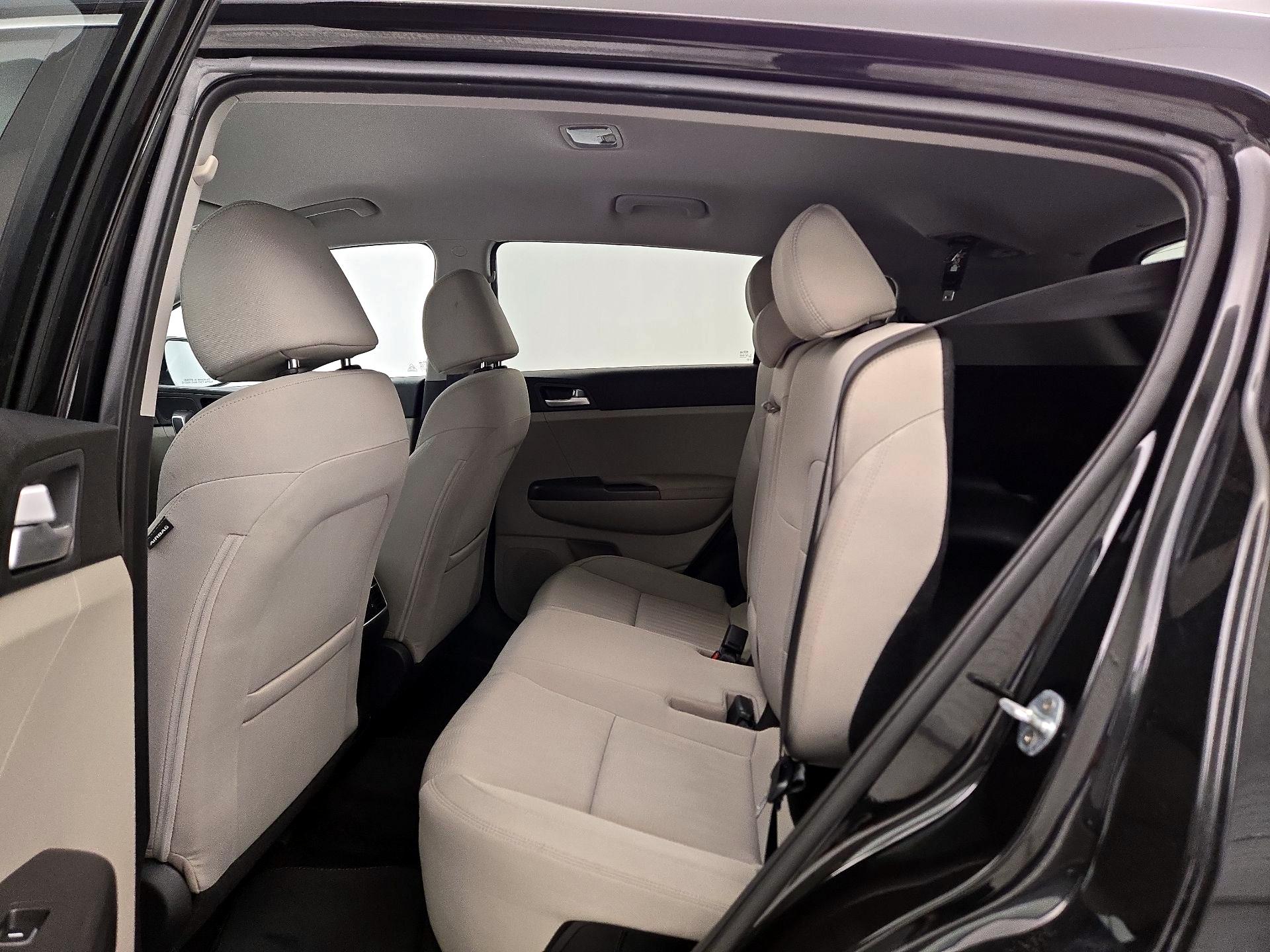 Thumbnail: 2021 Kia Sportage - 19