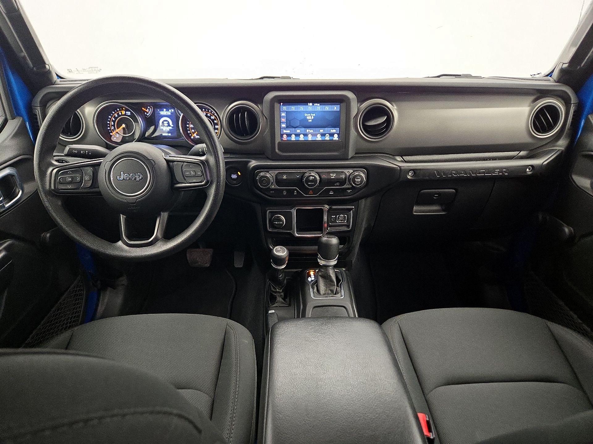 Thumbnail: 2022 Jeep Wrangler - 9