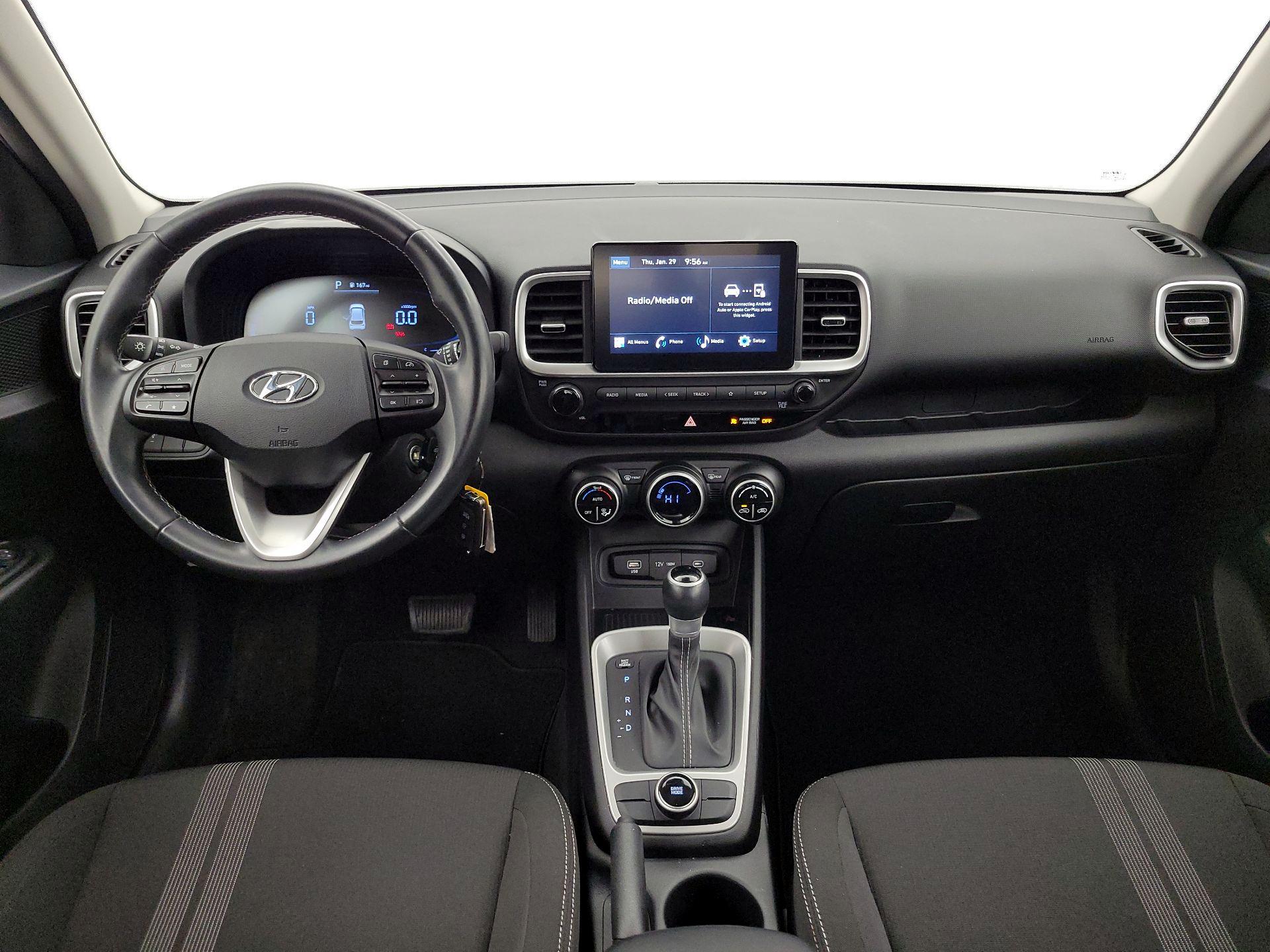 Thumbnail: 2023 Hyundai Venue - 9