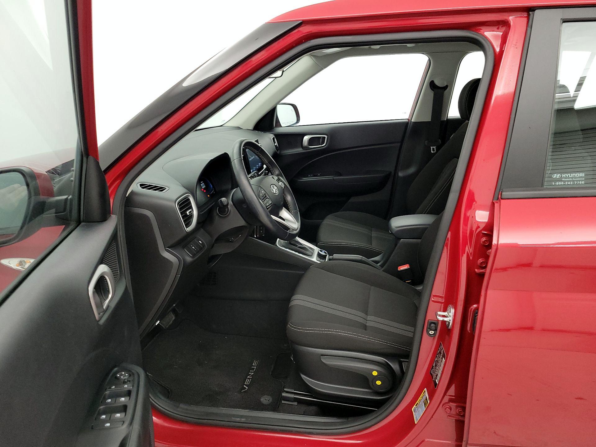 Thumbnail: 2023 Hyundai Venue - 11