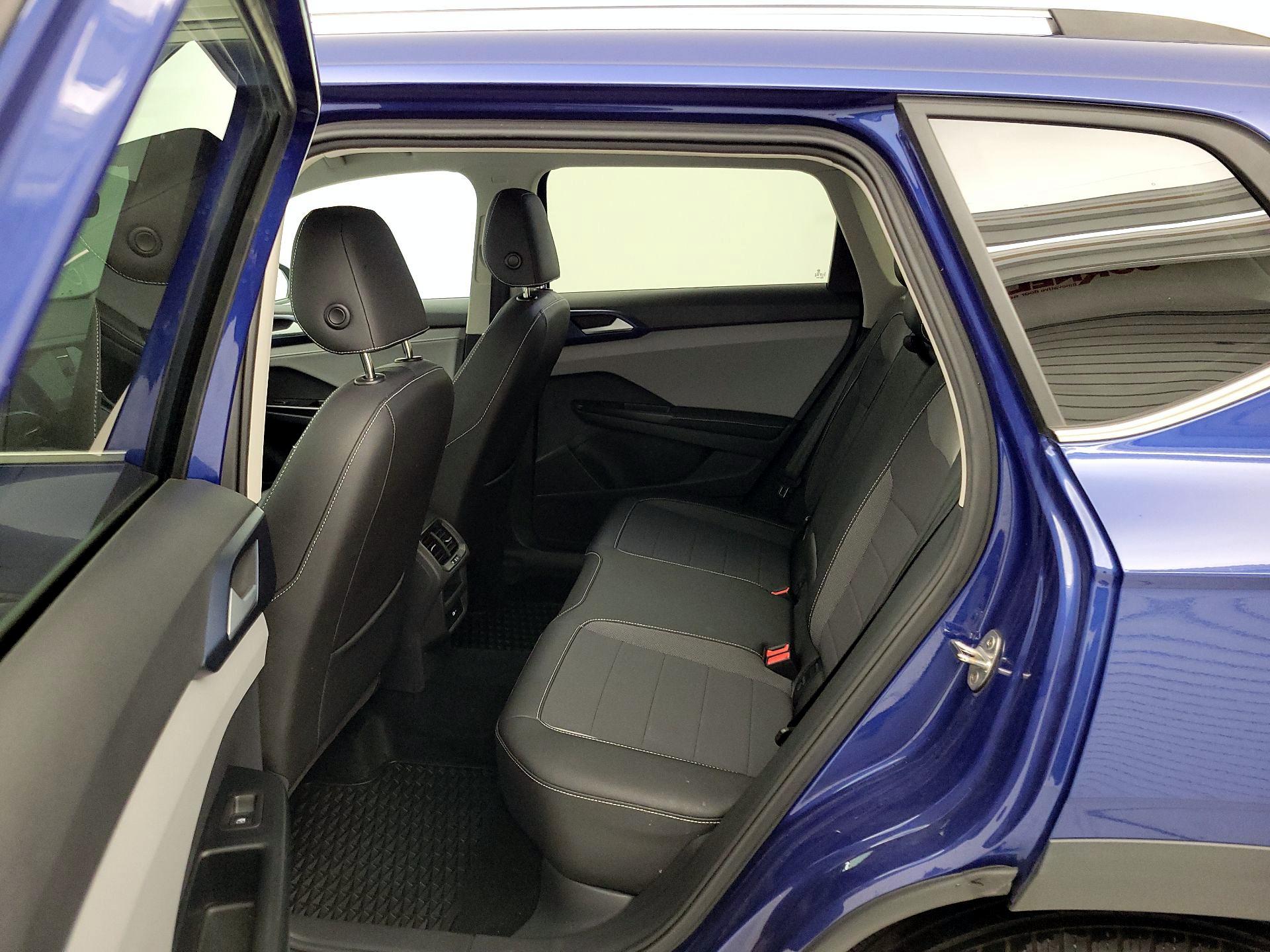 Thumbnail: 2024 Volkswagen Taos - 20