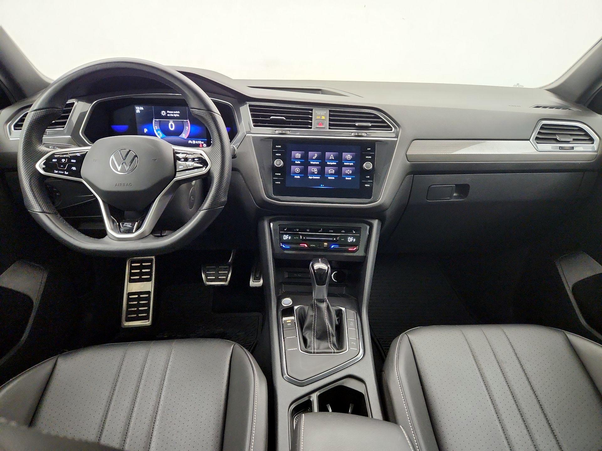 Thumbnail: 2022 Volkswagen Tiguan - 9