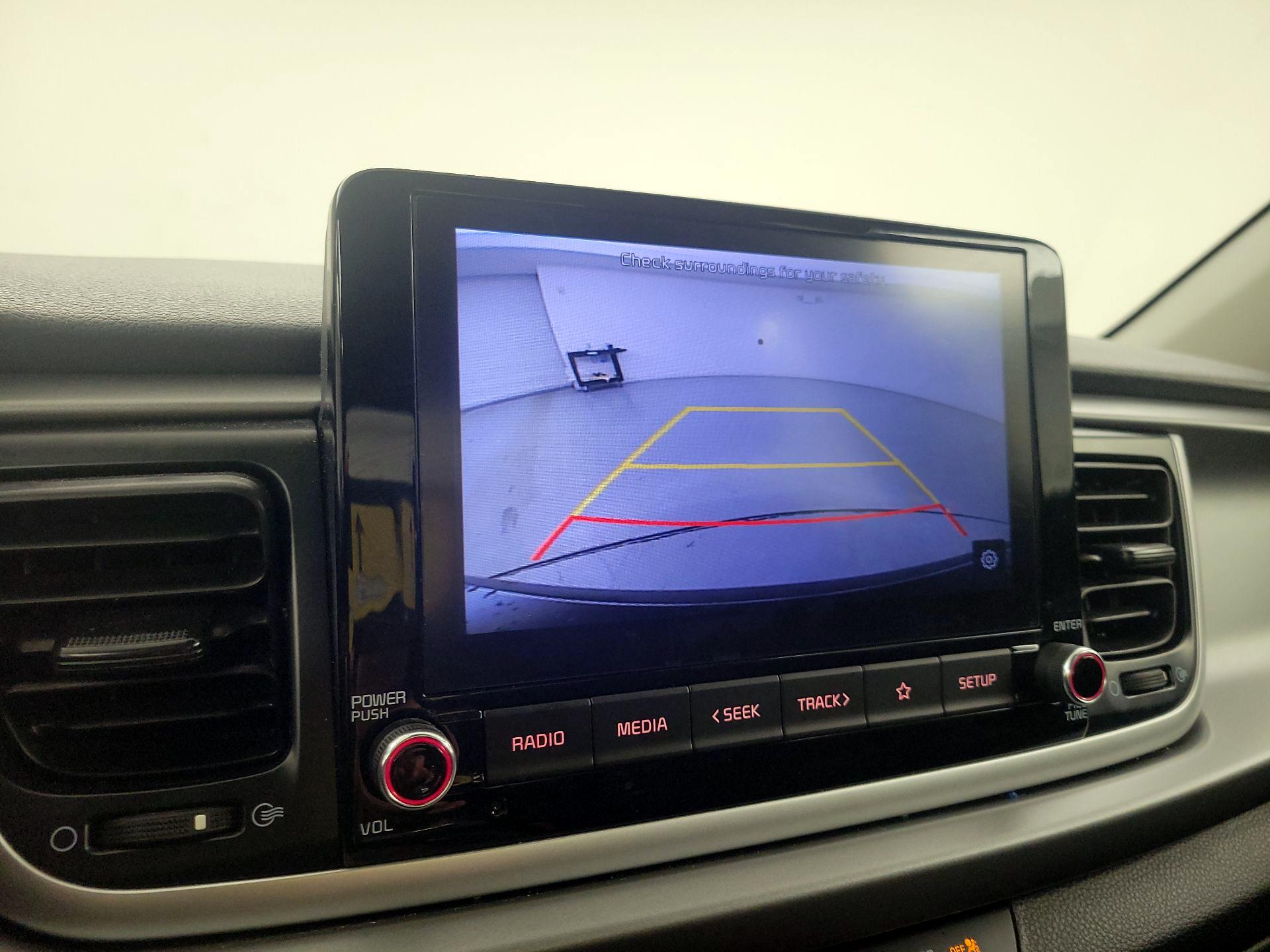 Thumbnail: 2021 Kia Rio - 14