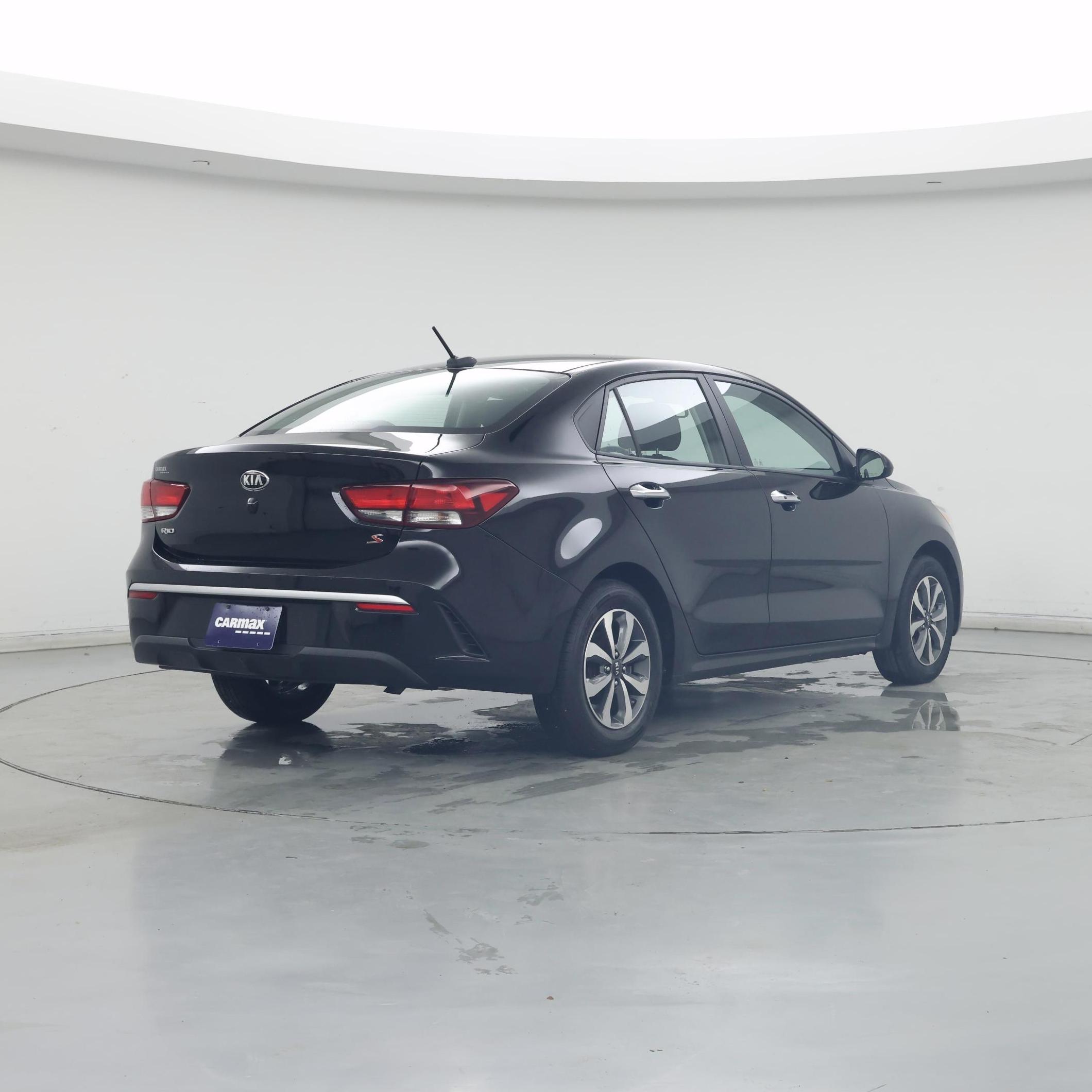 Thumbnail: 2021 Kia Rio - 8