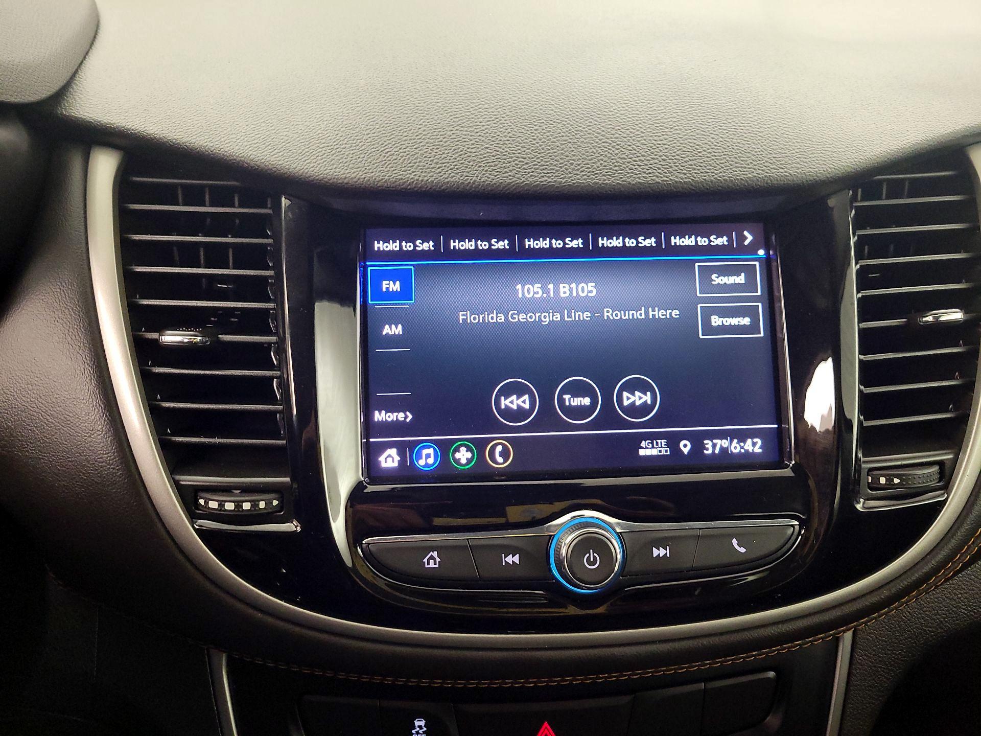 Thumbnail: 2020 Chevrolet Trax - 15