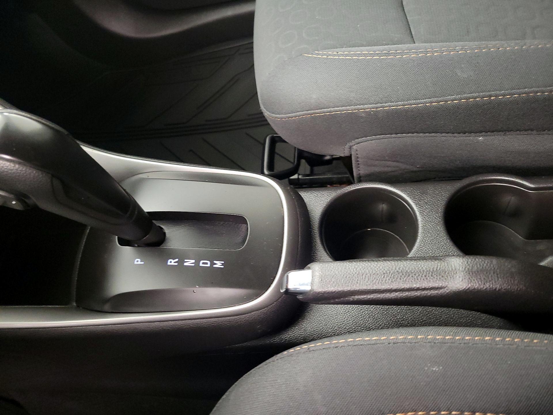 Thumbnail: 2020 Chevrolet Trax - 17