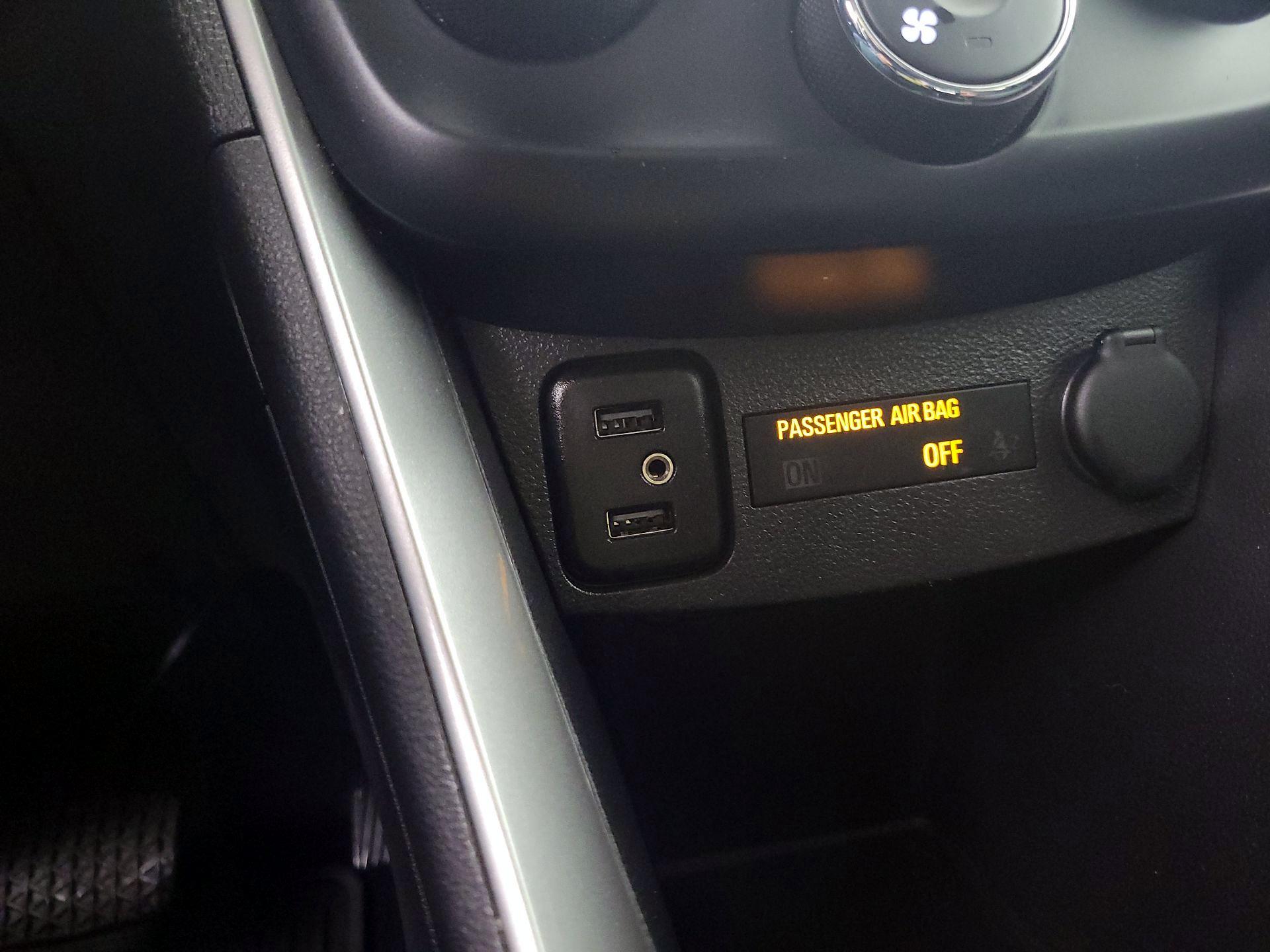 Thumbnail: 2020 Chevrolet Trax - 18