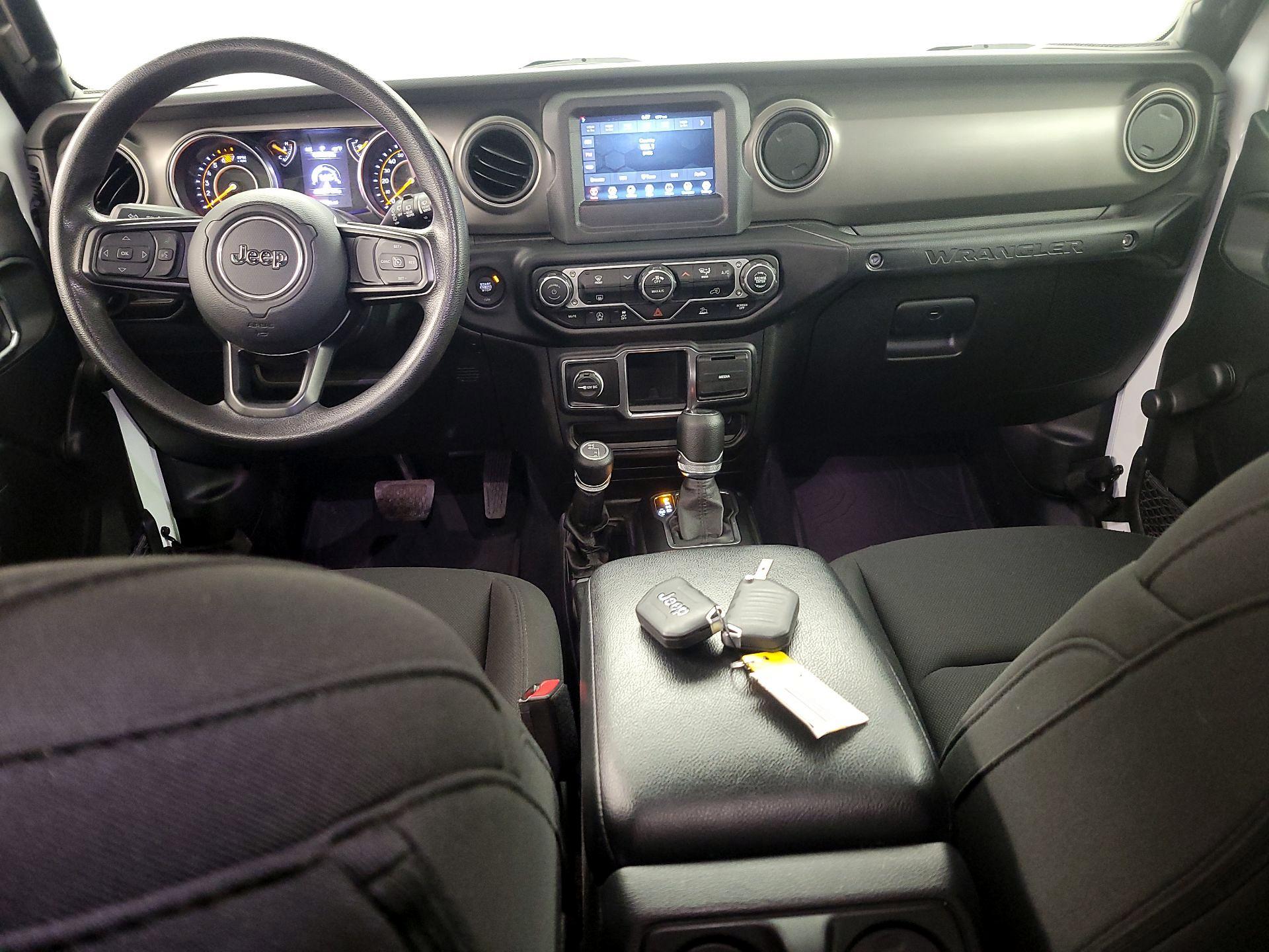 Thumbnail: 2022 Jeep Wrangler - 9