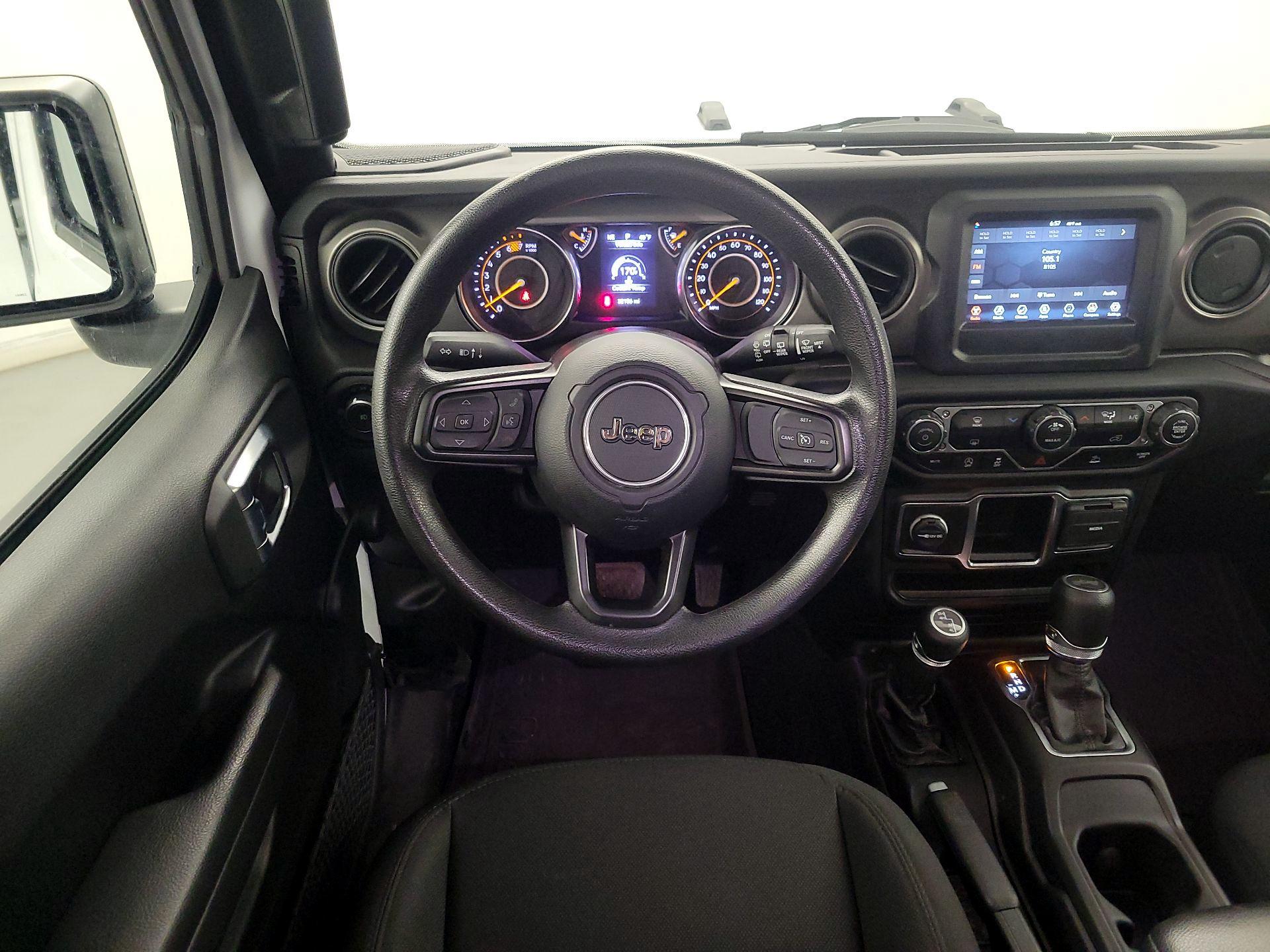 Thumbnail: 2022 Jeep Wrangler - 10