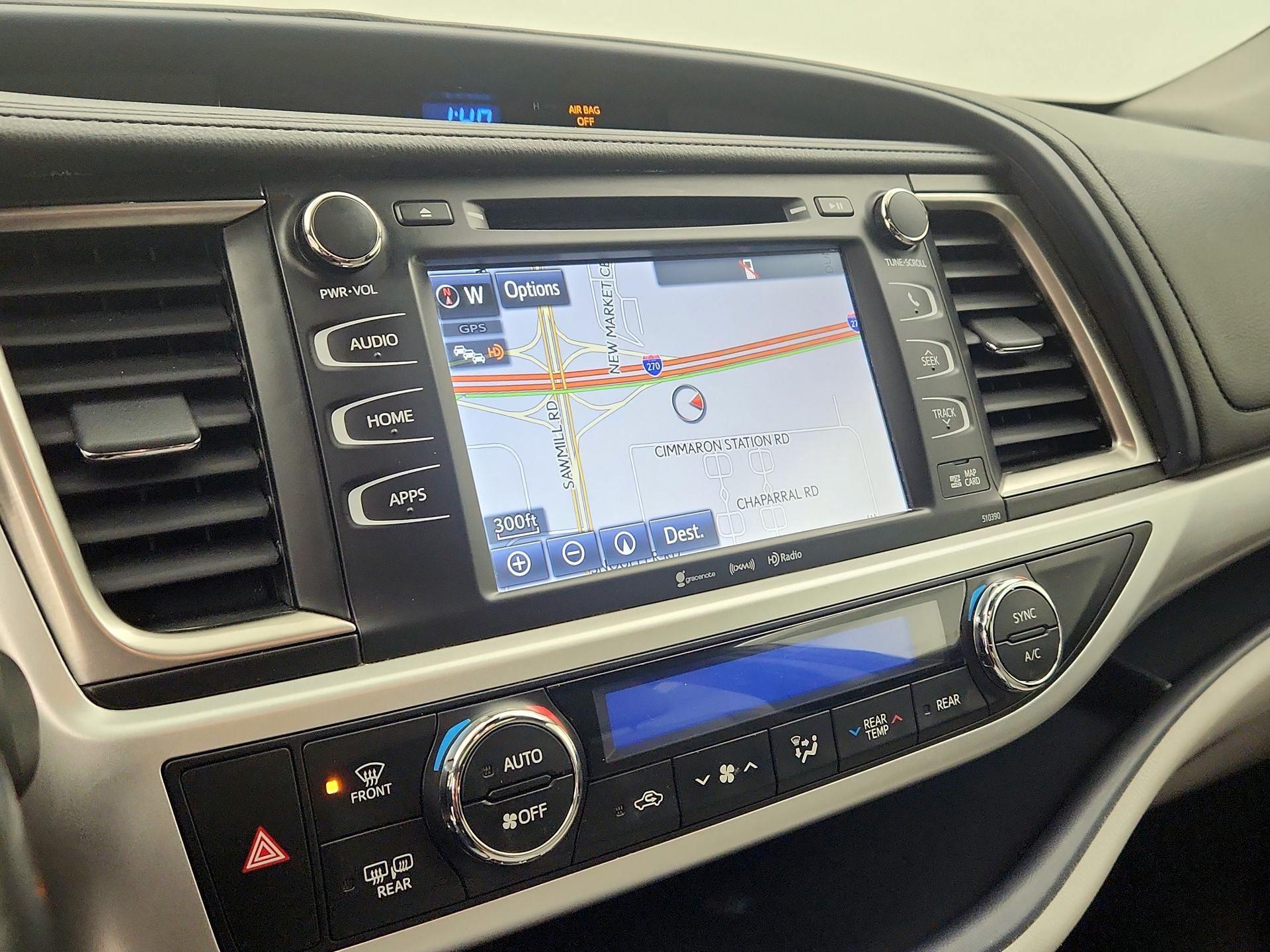 Thumbnail: 2019 Toyota Highlander - 14