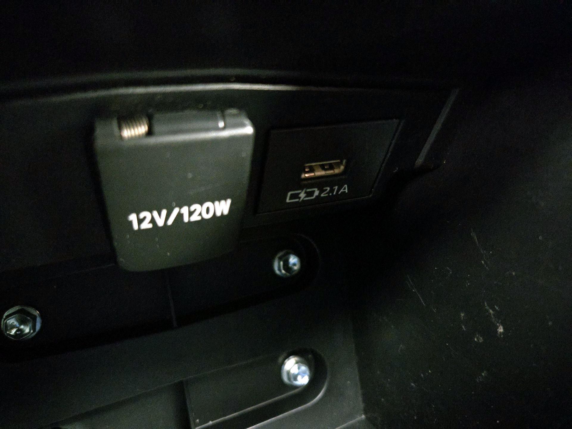 Thumbnail: 2021 Toyota Corolla - 18