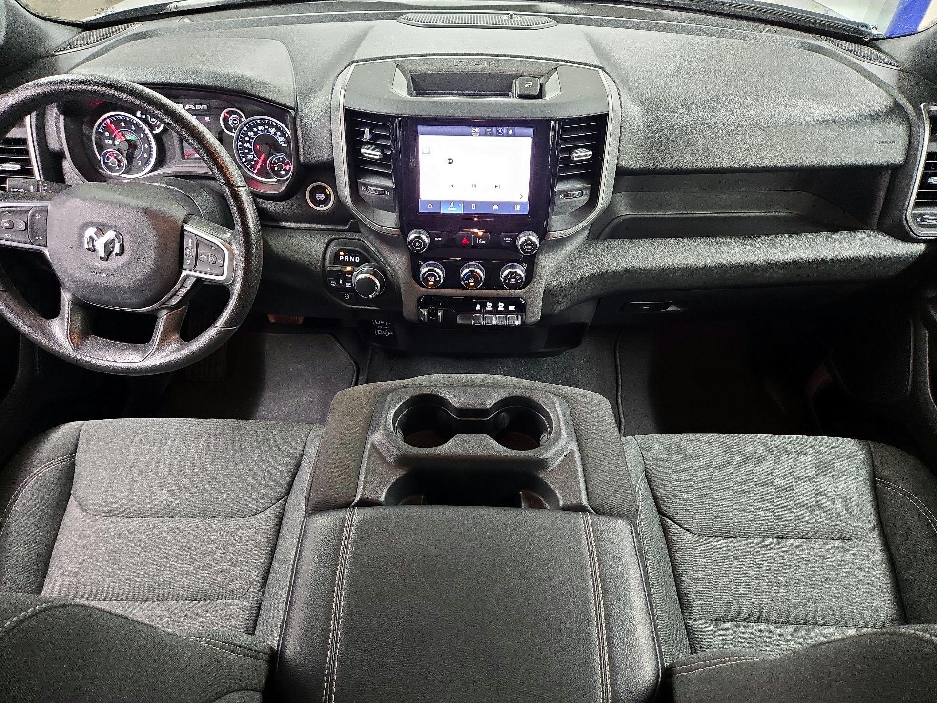 Thumbnail: 2025 RAM 1500 - 9