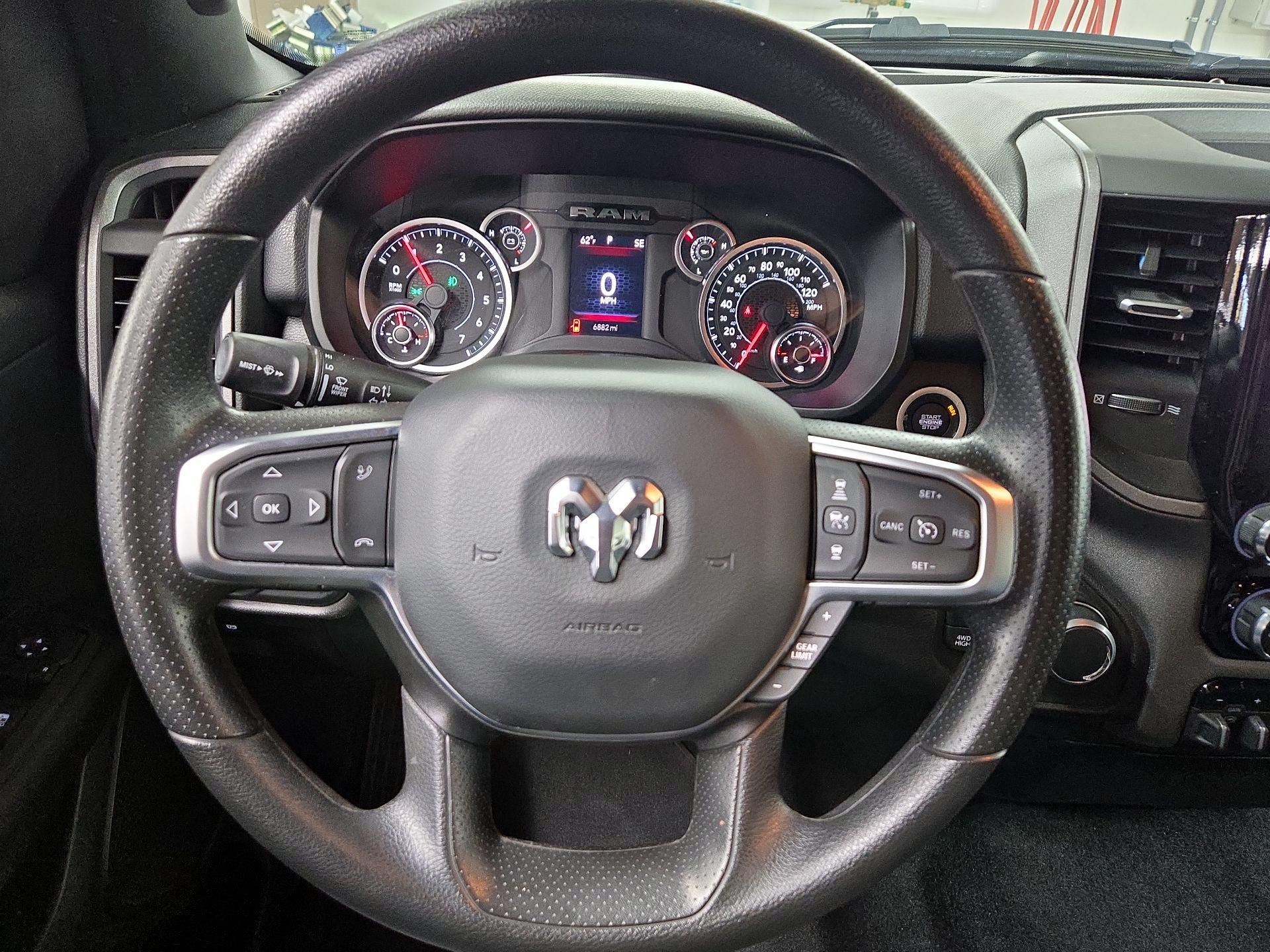 Thumbnail: 2025 RAM 1500 - 10